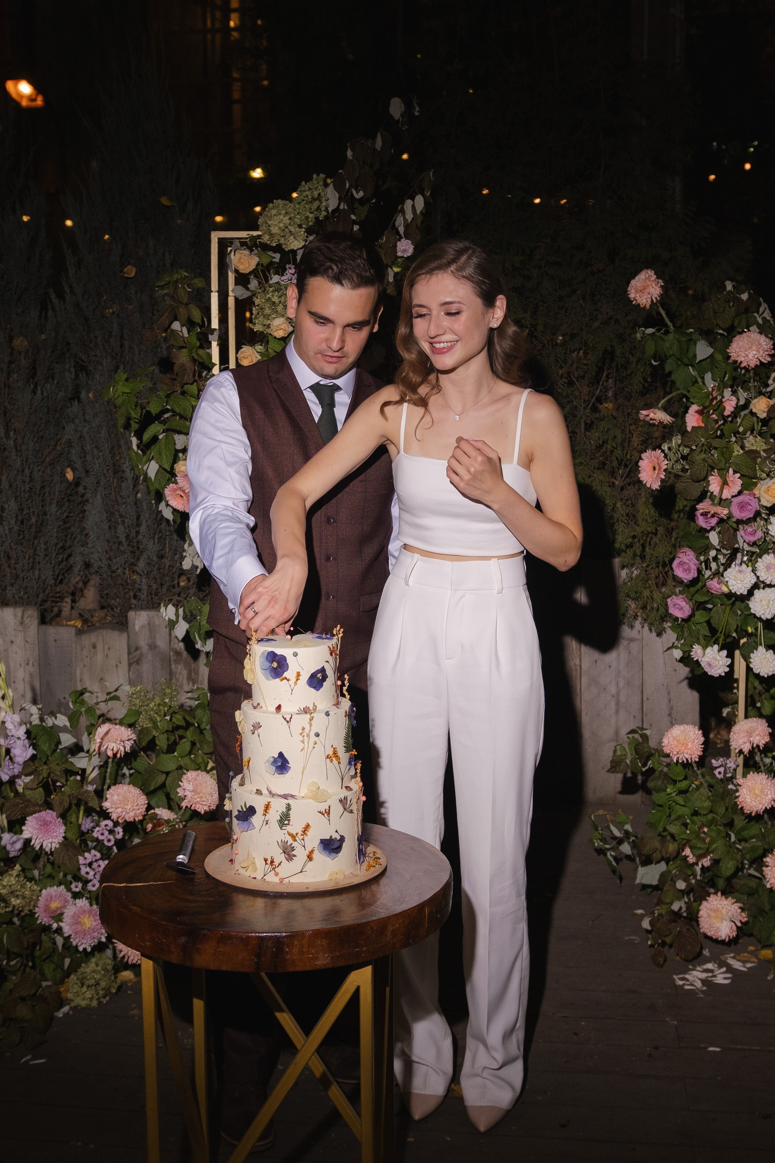 А вы будете пиццу?