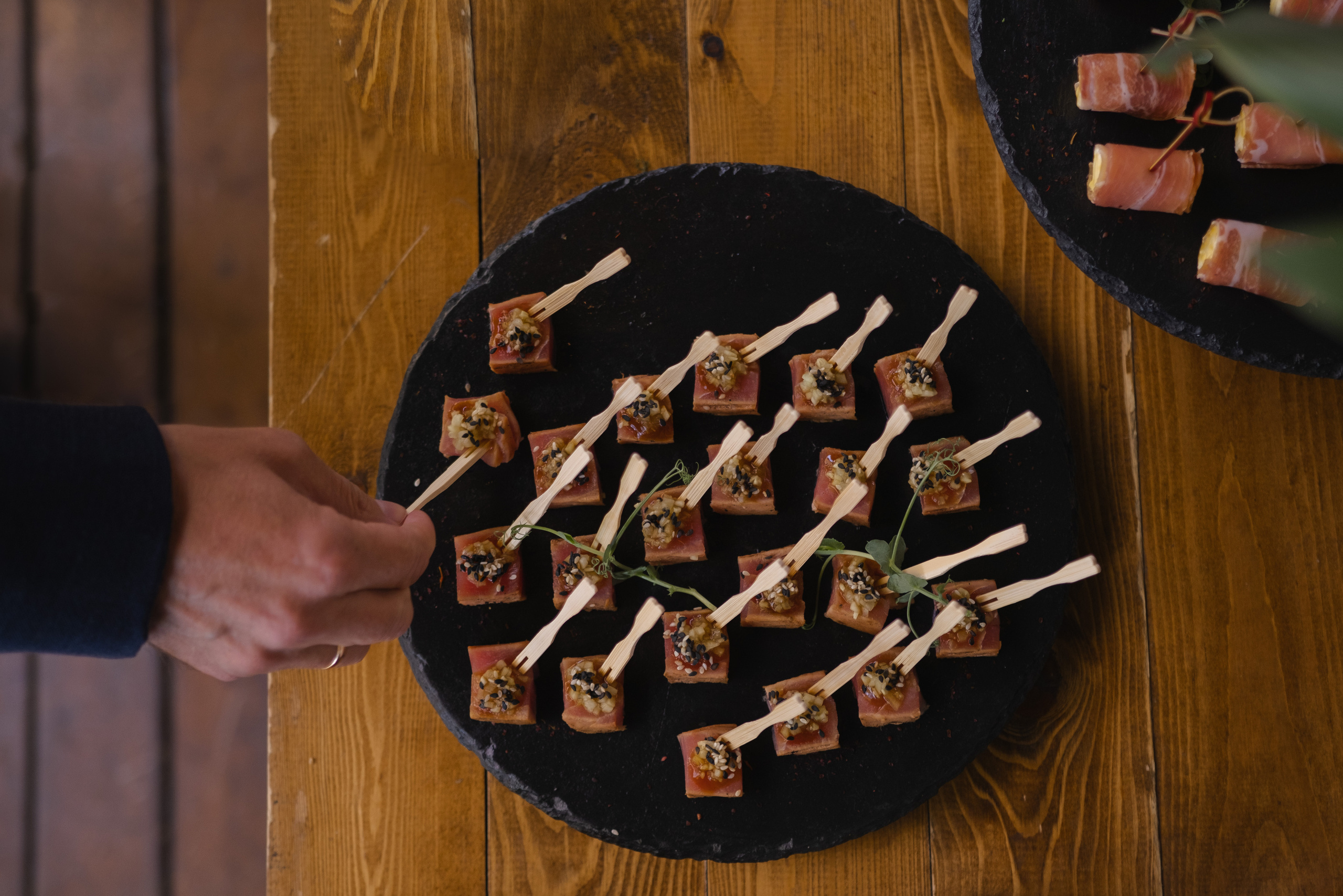 А вы будете пиццу?