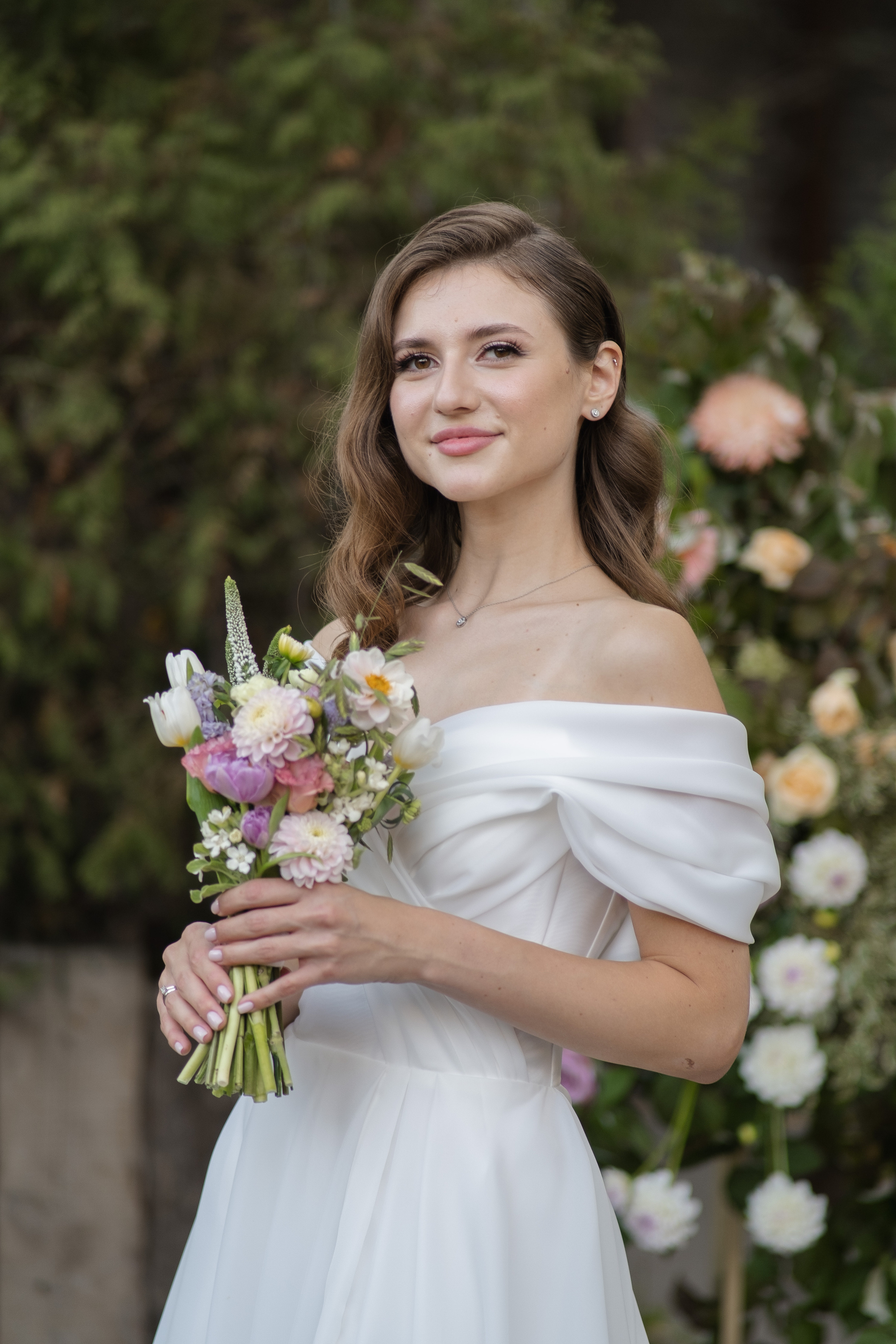 А вы будете пиццу?