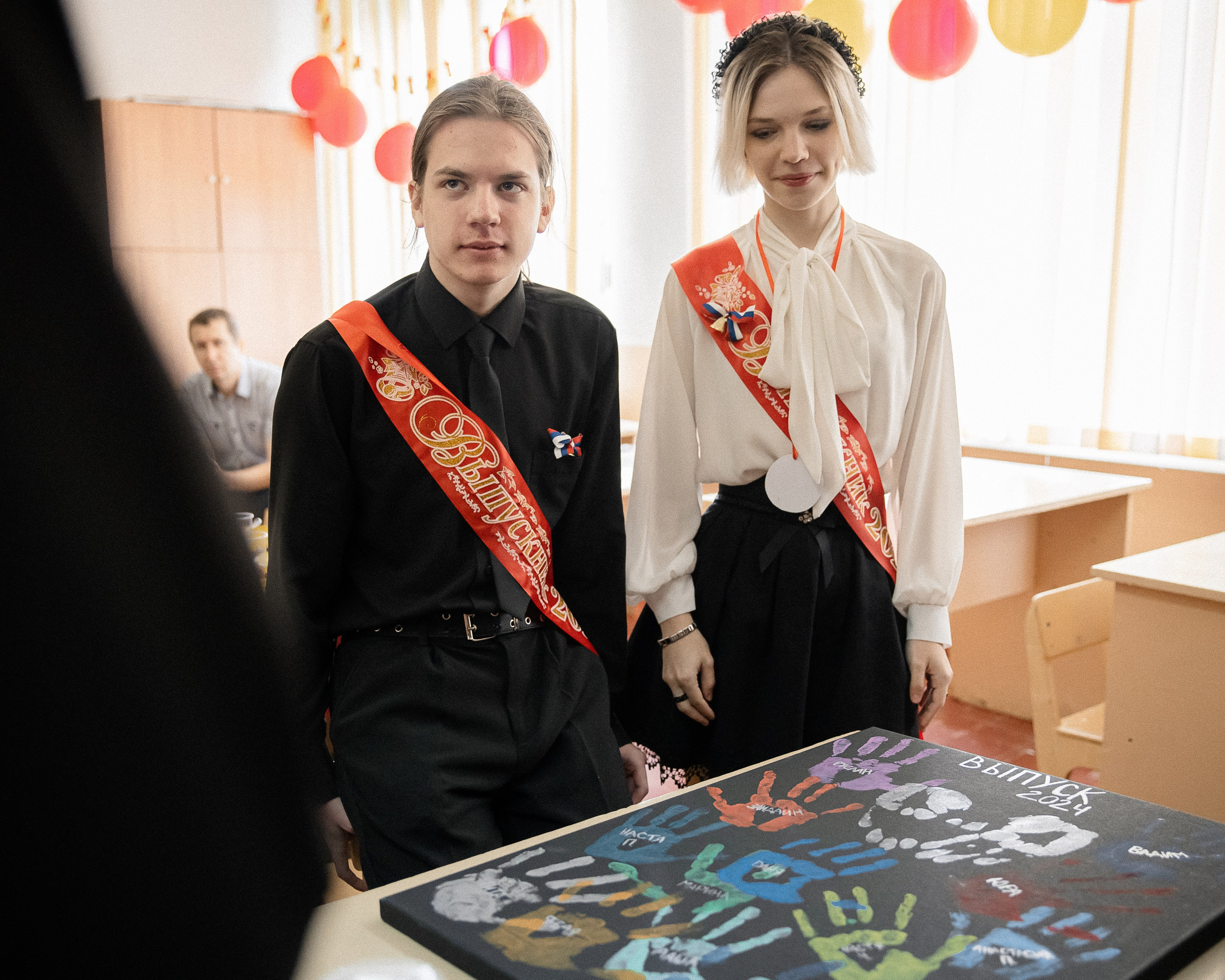 Последний звонок — линейка. Свадебный фотограф Роман Еремеев