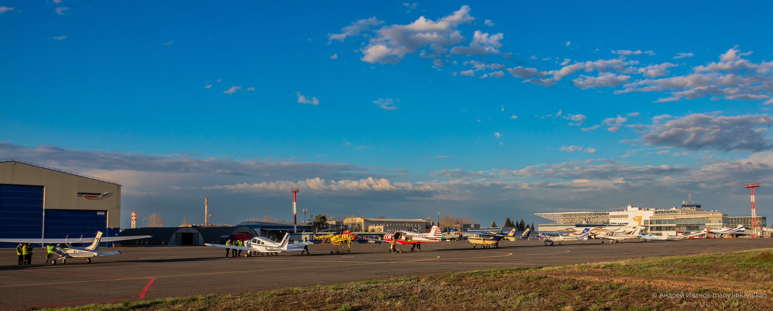 Перелёт на Байконур в 2026 г на самолётах АОН. Фотоальбом показывающий увлекательный мир авиации и мир медведей Андрея Иванова