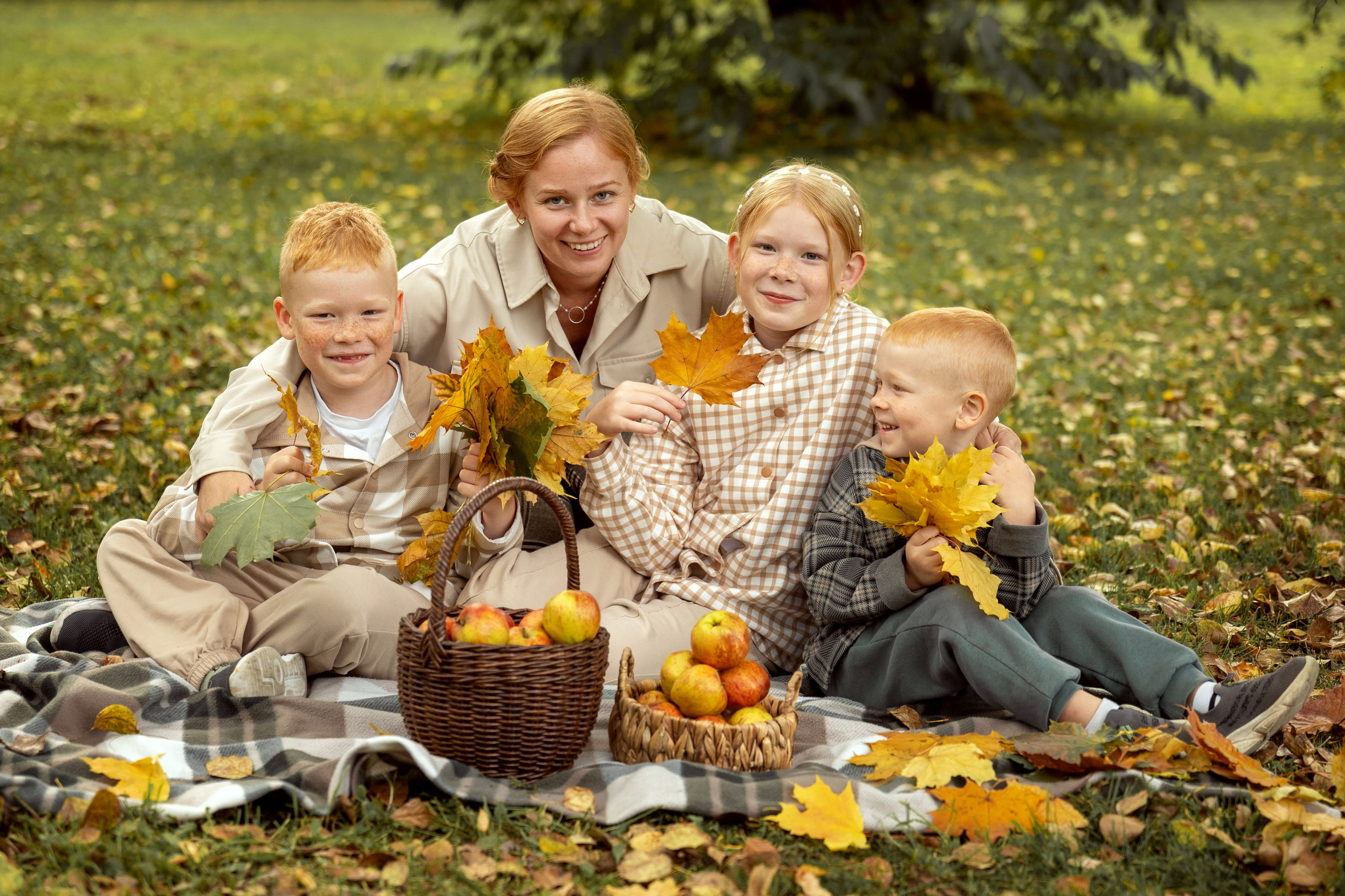 Семья (парки, улица). Семейный фотограф Ульяна Вдовкина г. Екатеринбург