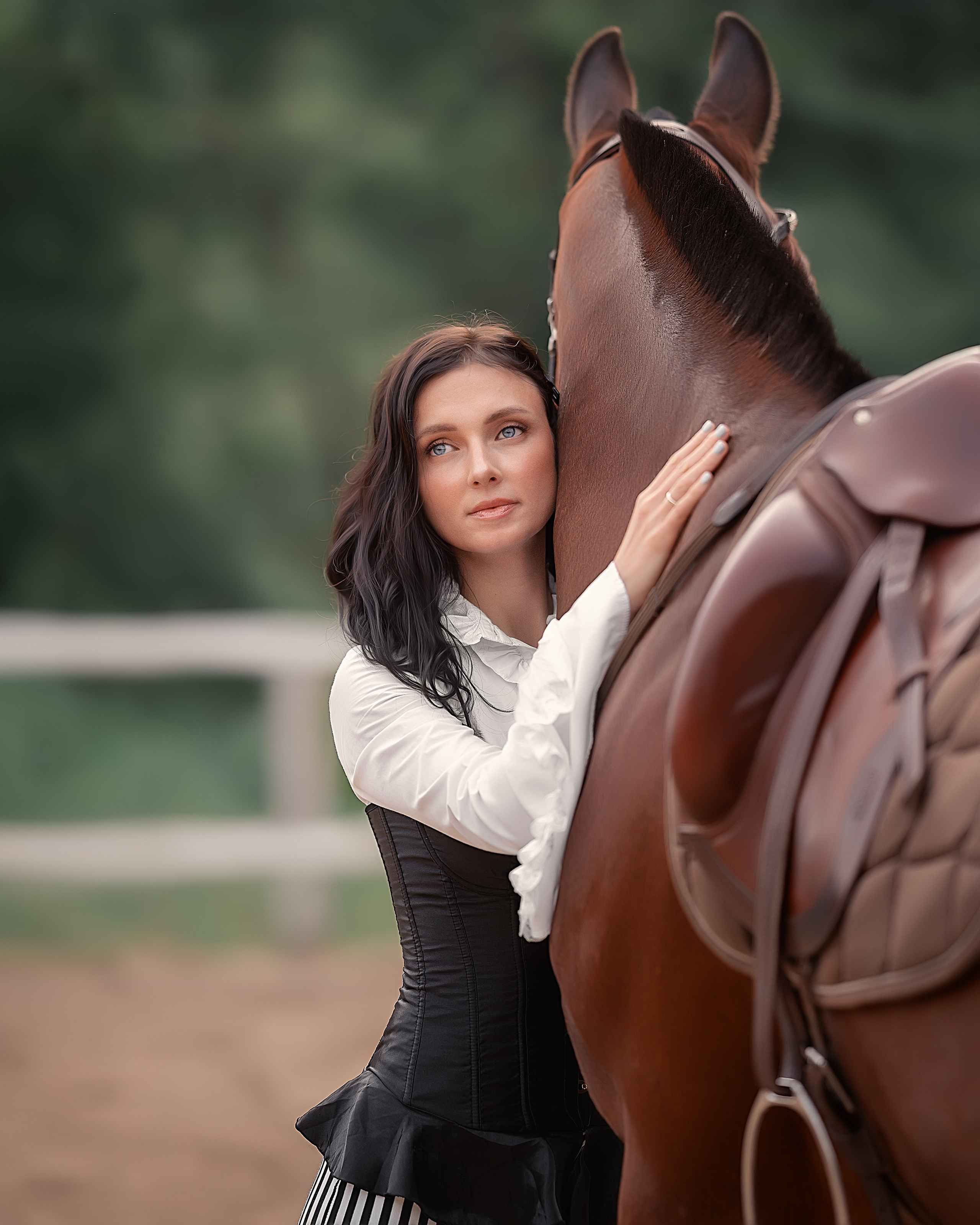 Женский портрет с лошадью. Фотограф Кочнова Диана город Владивосток