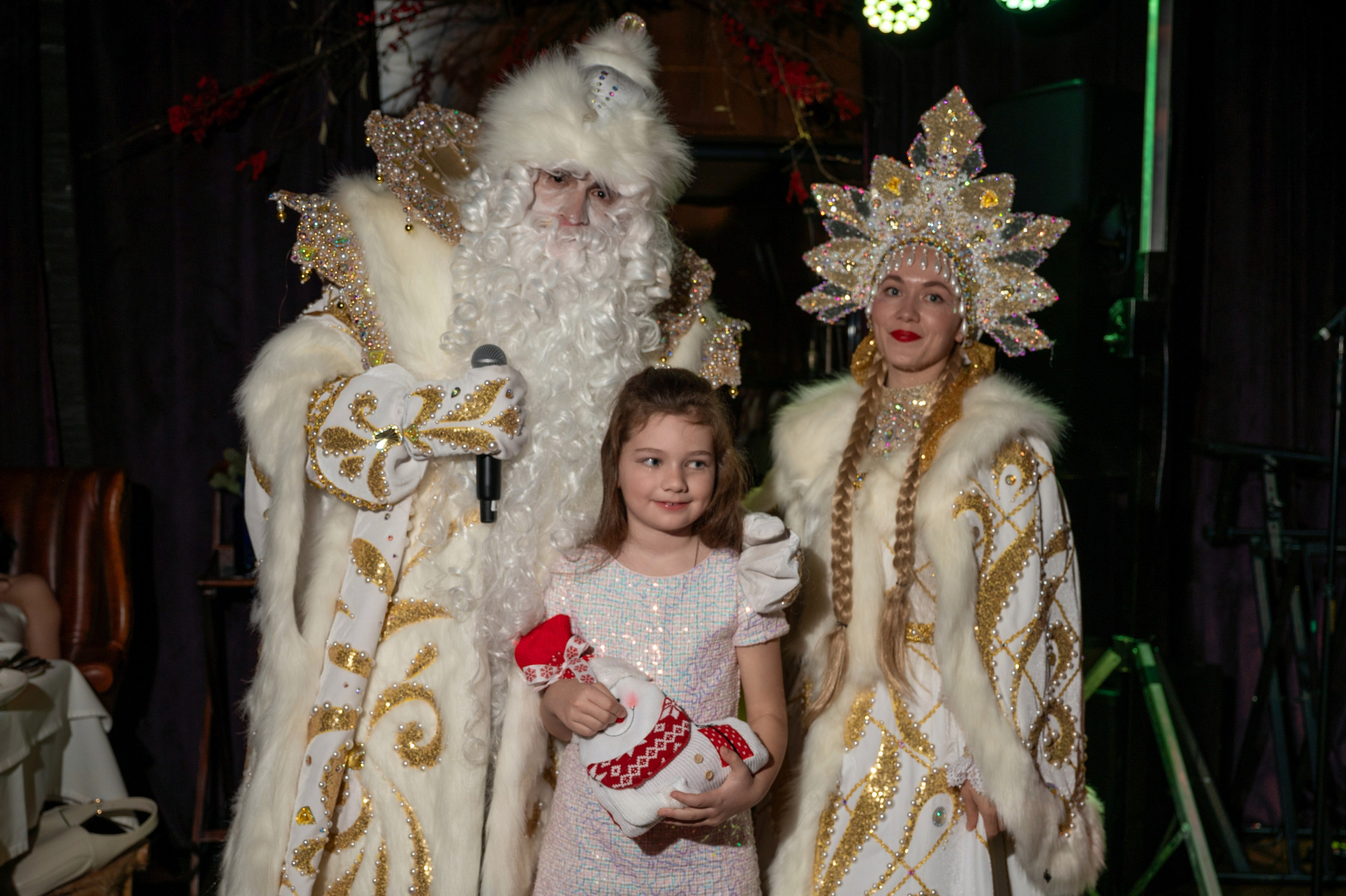 Новый год 2025 в ресторане Red Fox. Репортажный фотограф в Красной Поляне и Сочи Павлюченко Екатерина