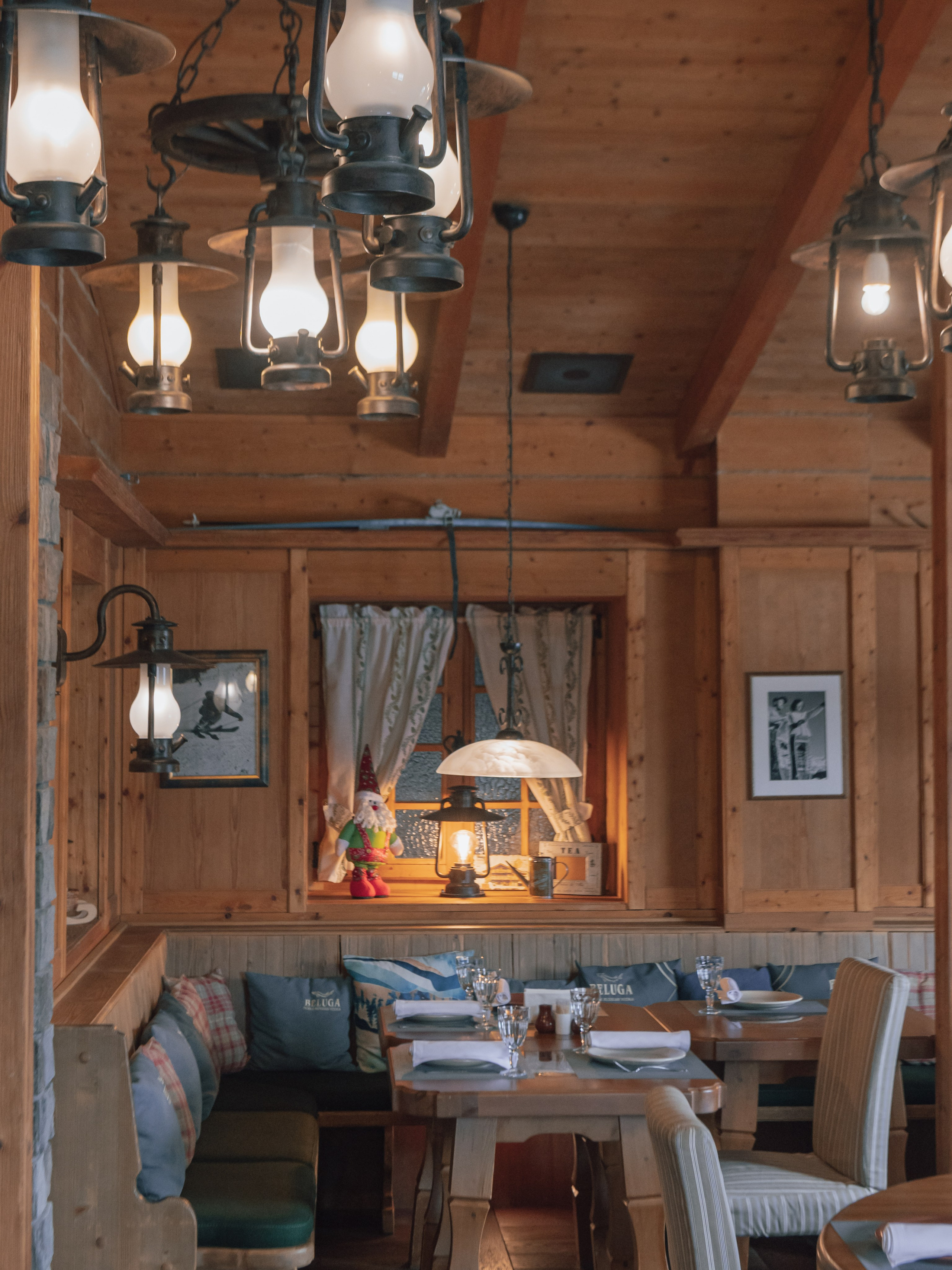 Ресторан «Шале» на курорте Газпром Поляна. Репортажный фотограф в Красной Поляне и Сочи Павлюченко Екатерина