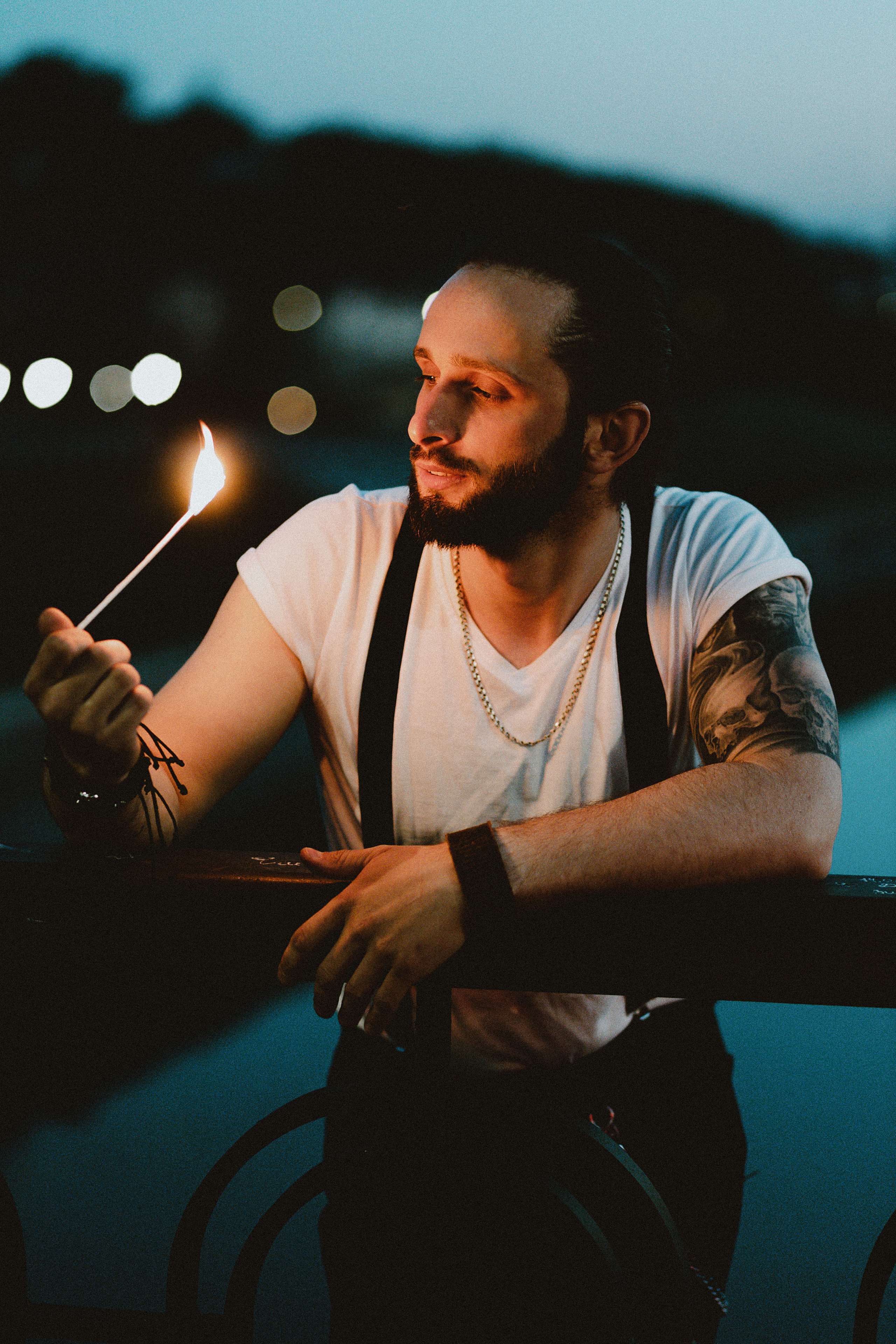 На мосту. Портретный фотограф