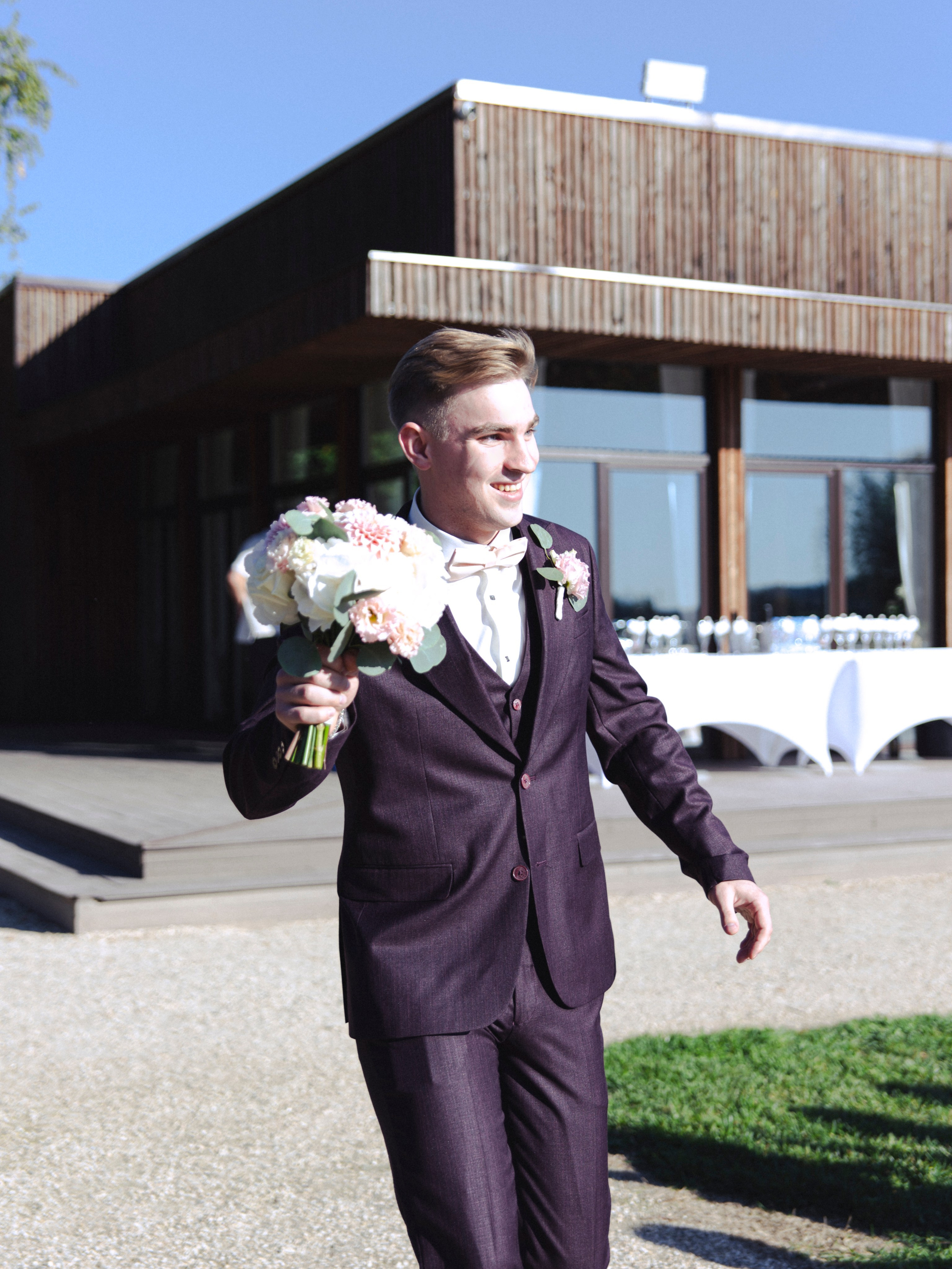 Выездная регистрация в Любогорье. Фотограф СПБ Засорина Юлия