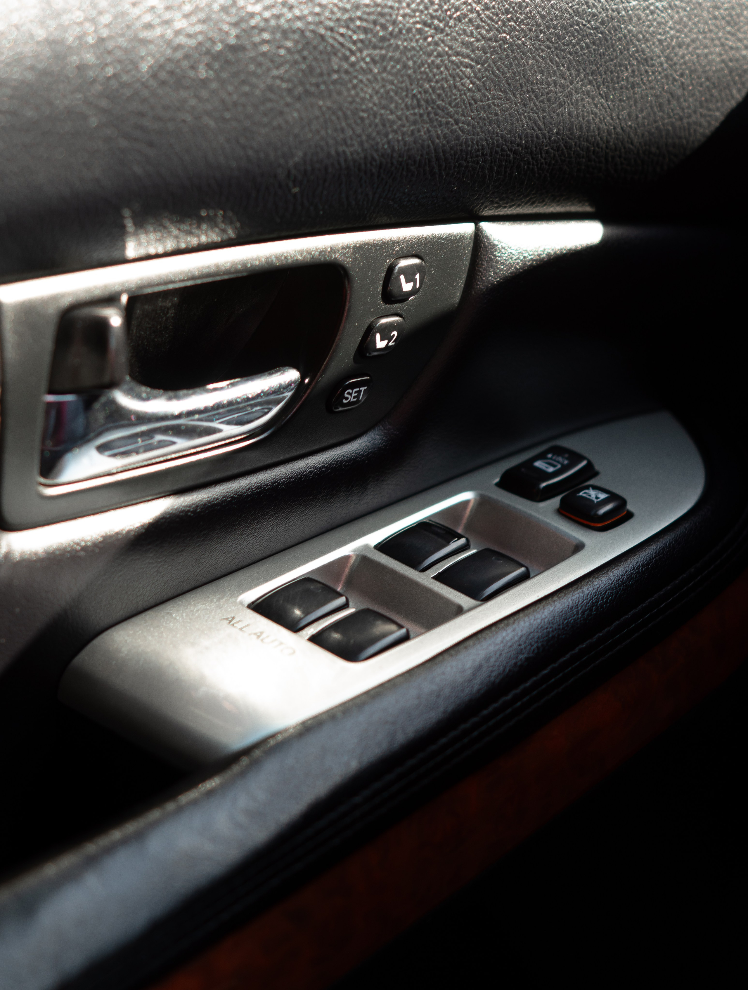 Съёмка для автосалона «Звезда Сибири». Женский фотограф Омск, Екатерина Петрова