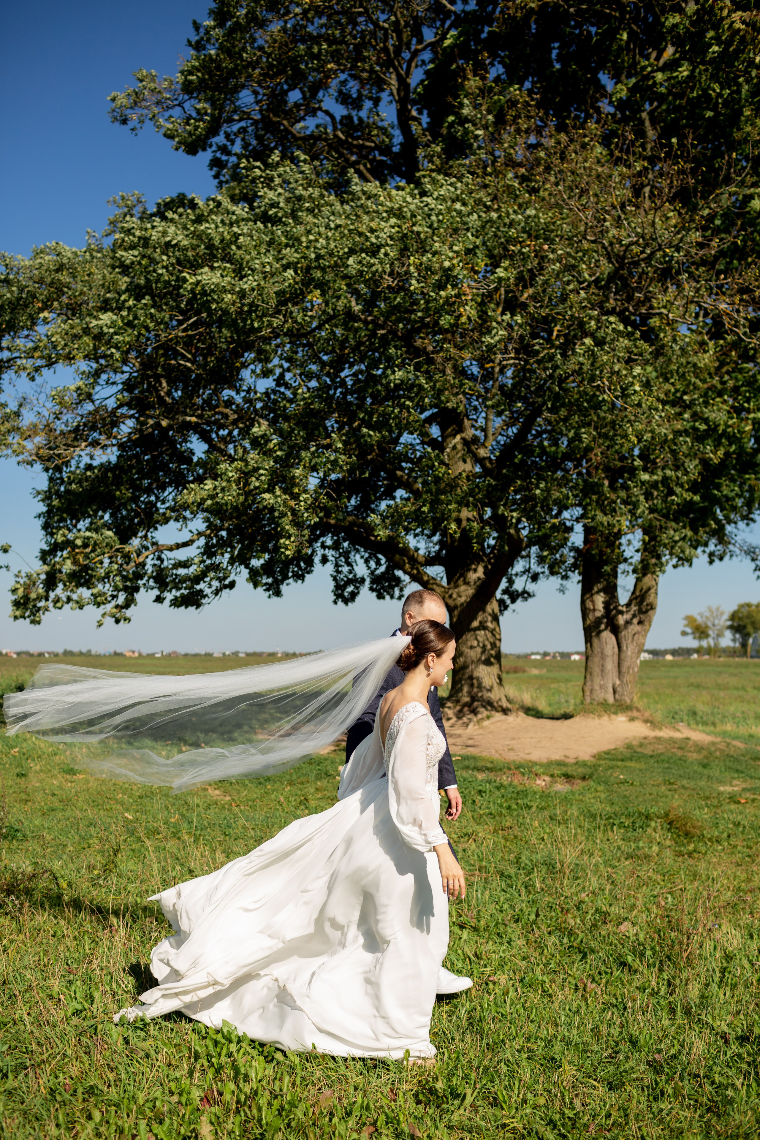Свадебная фотопрогулка в Пушкине. Свадебный фотограф Кирилл Белый