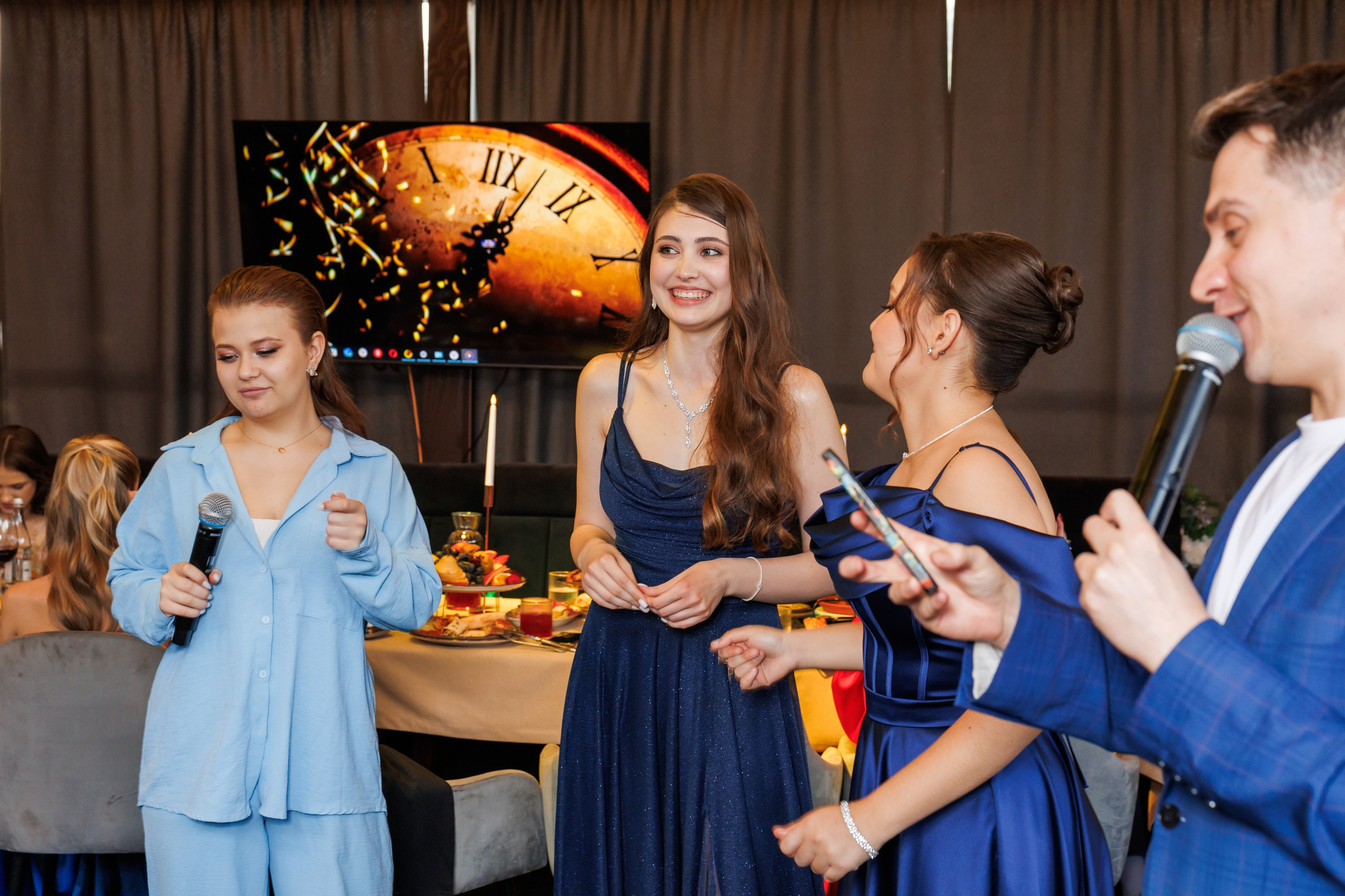 Выпускной 2025. Фотограф в Москве Дмитрий Емельянов