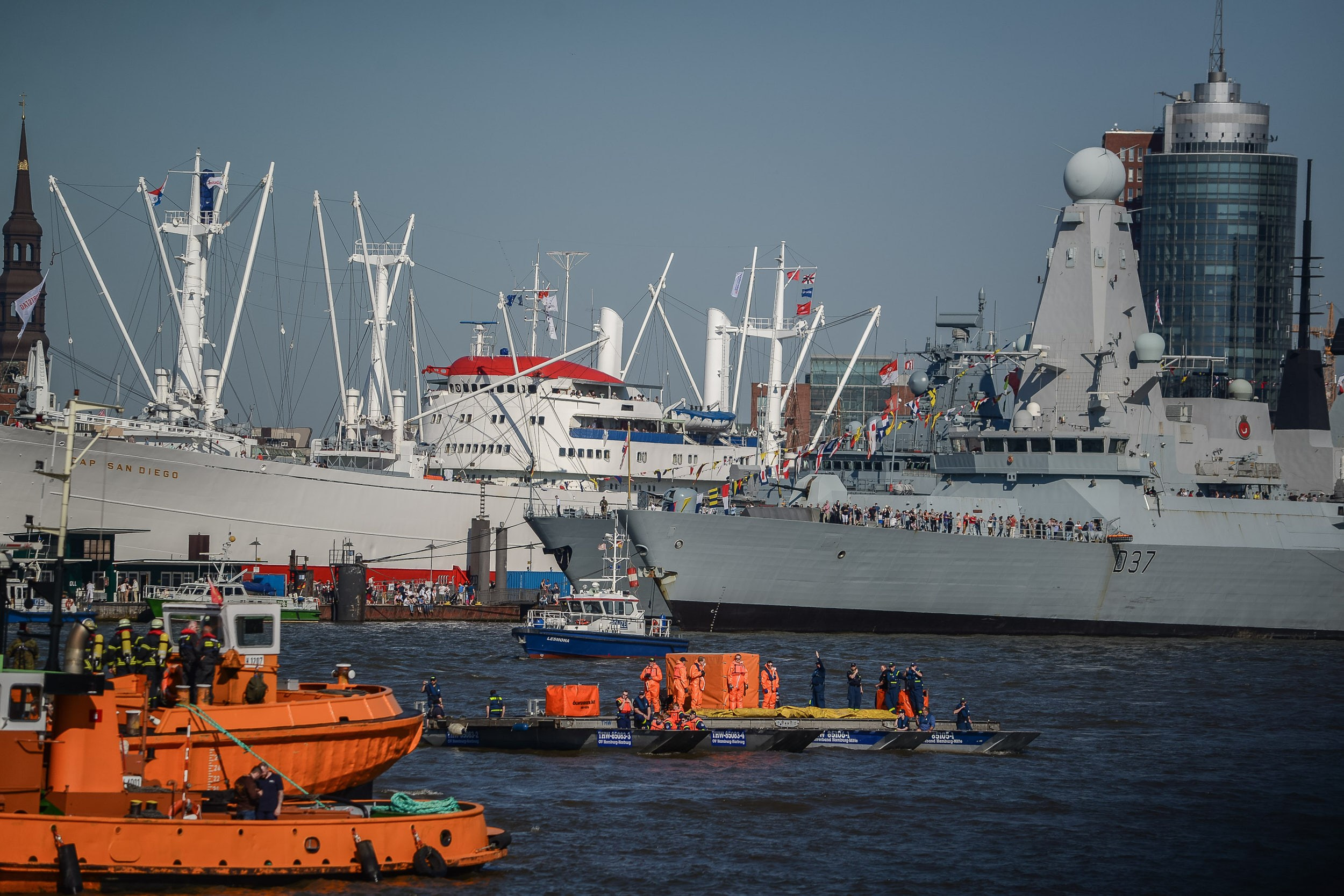 корпоратив, тимбилдинг, юбилей, Фотограф на праздник, Беларусь, минск фотограф, репортажной фотограф Беларусь,  фотограф в Минске, Алексей Матюшков, фоторепортер Беларуси, Репортажная съемка мероприятий,  день рождения, Тоннель через Эльбу