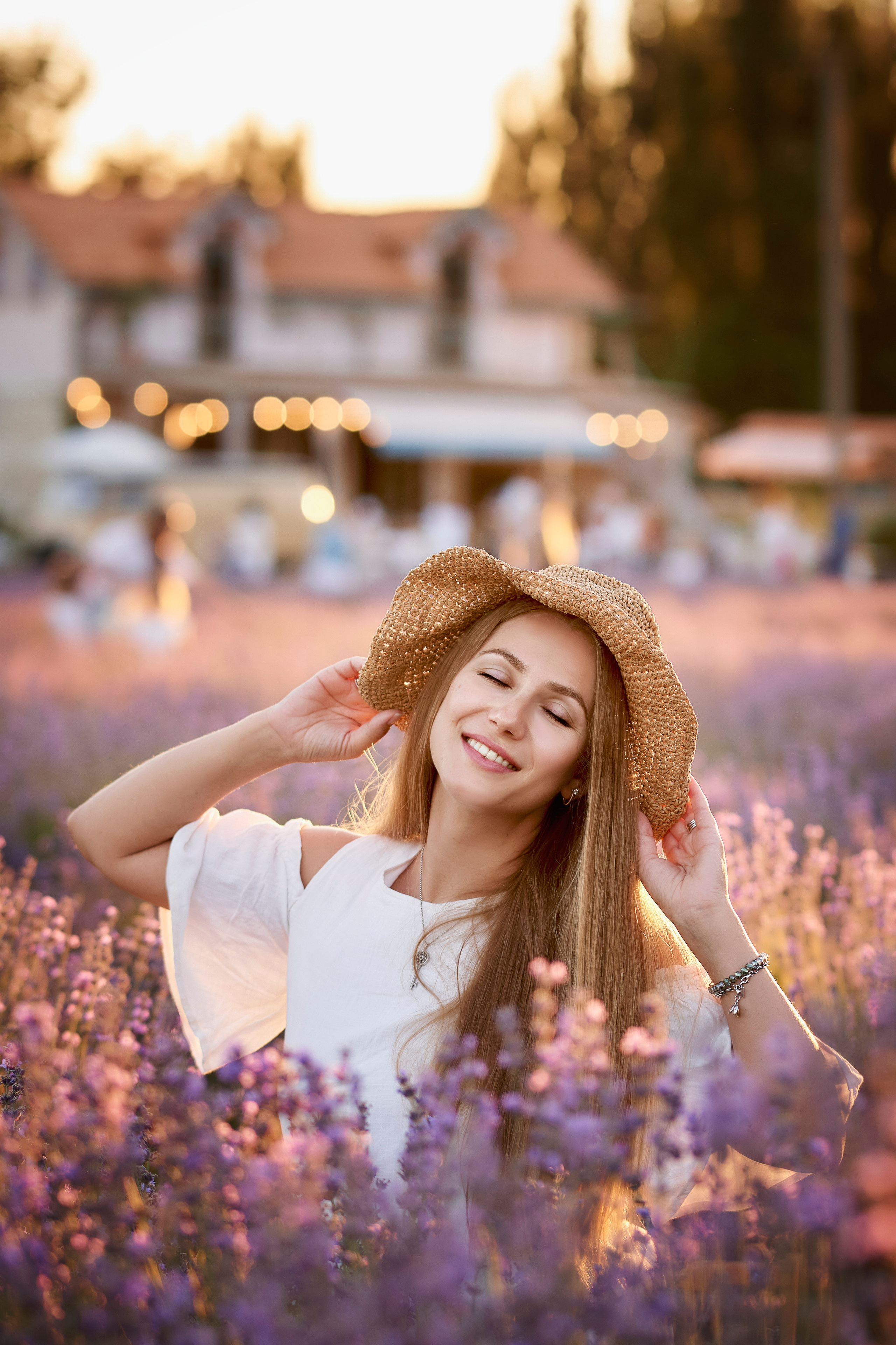 Семейная фотосессия в лавандовых полях для Регины, Паши, Димы и Арины