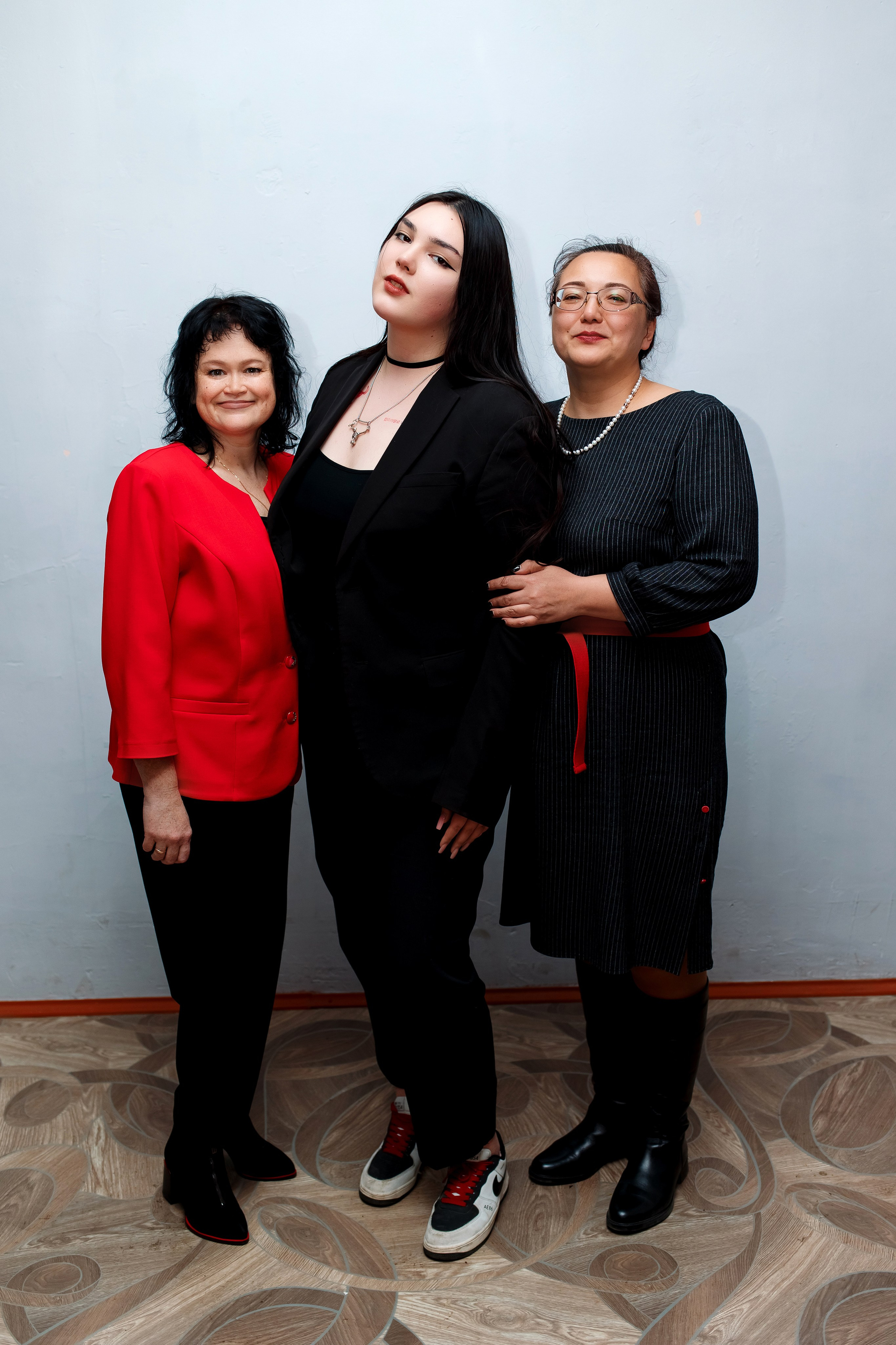 11 класс съемка в школе. Фотограф Любовь Корниенко, Примоский край