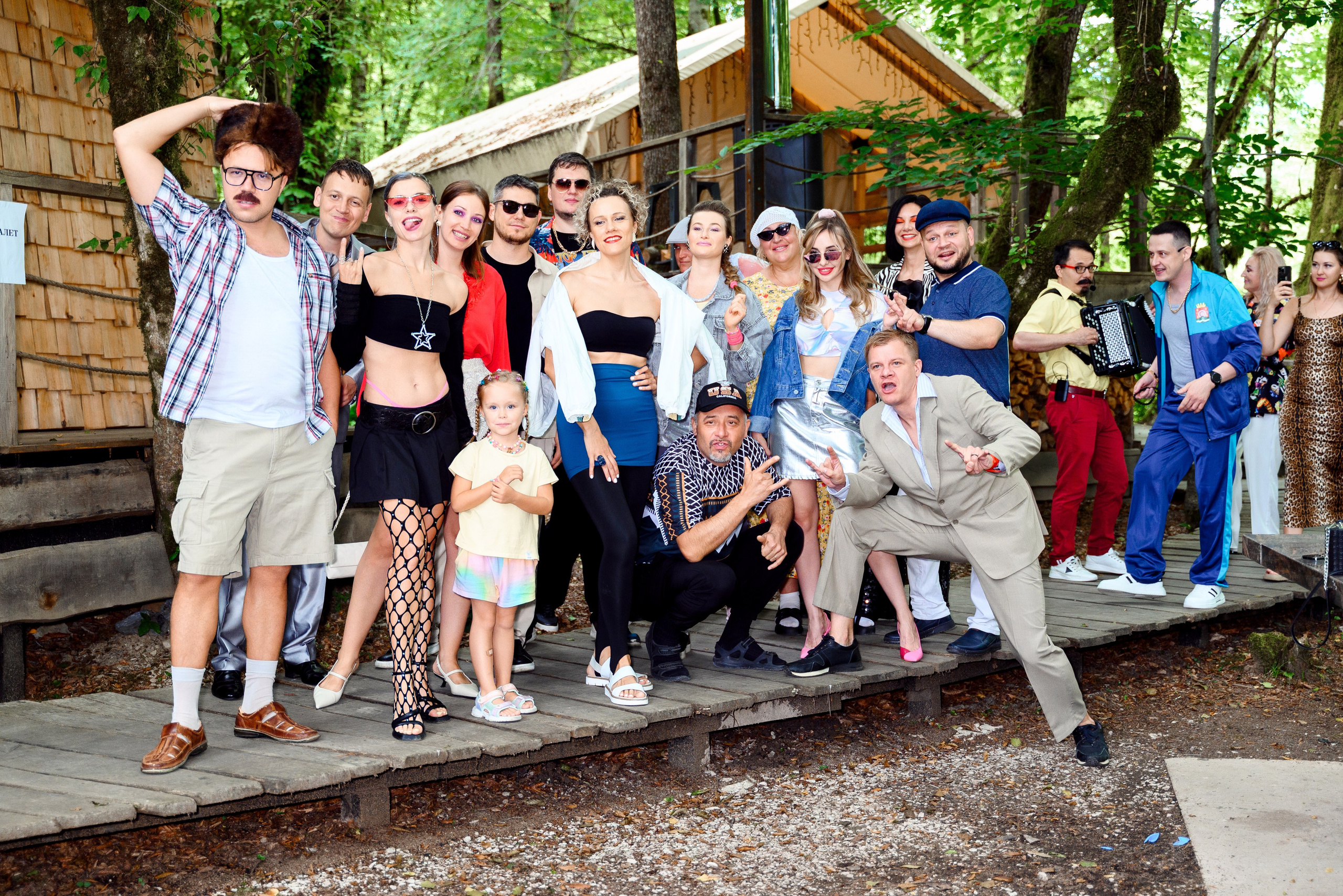 Свадьба с элементами стиля 90-х — создайте уникальные воспоминания в Сочи