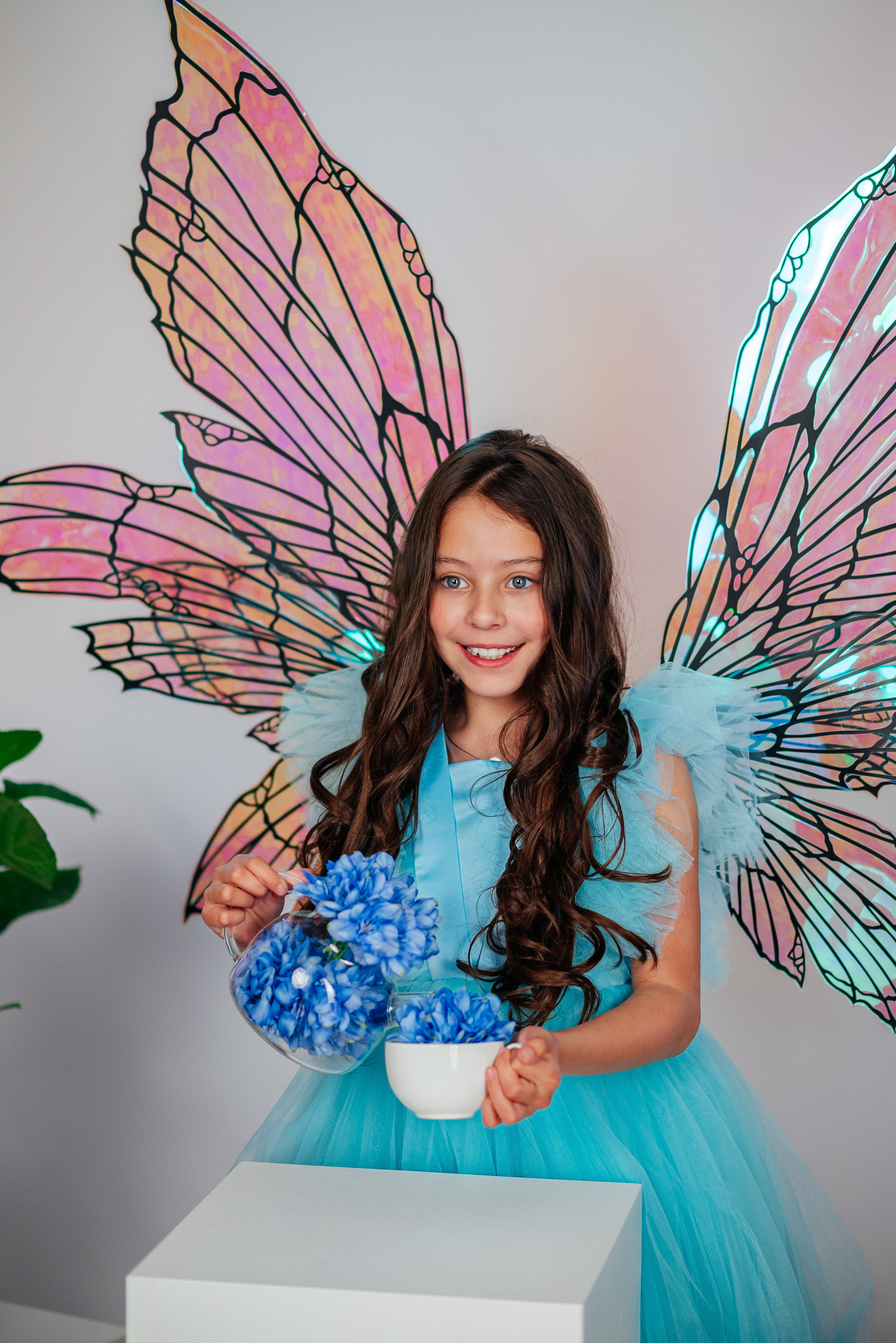 Вероника и гортензии. Семейный фотограф в Краснодаре