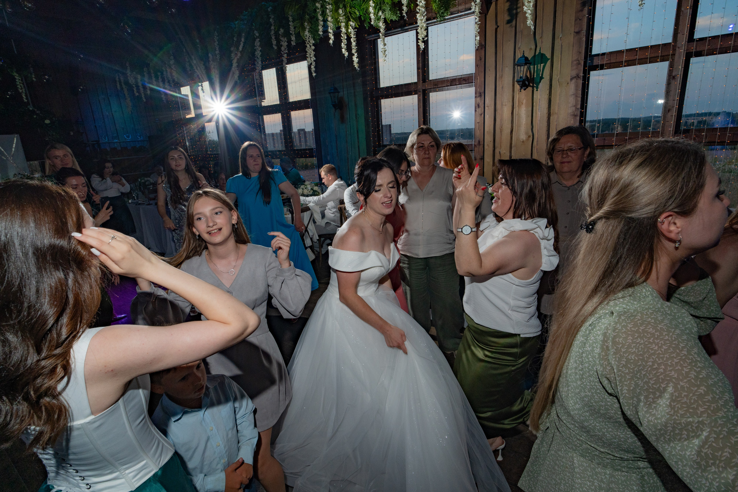 Банкет в ресторане «Амбар № 1» в городе Петергофе. Свадебный фотограф Александр Невский в Санкт-Петербурге