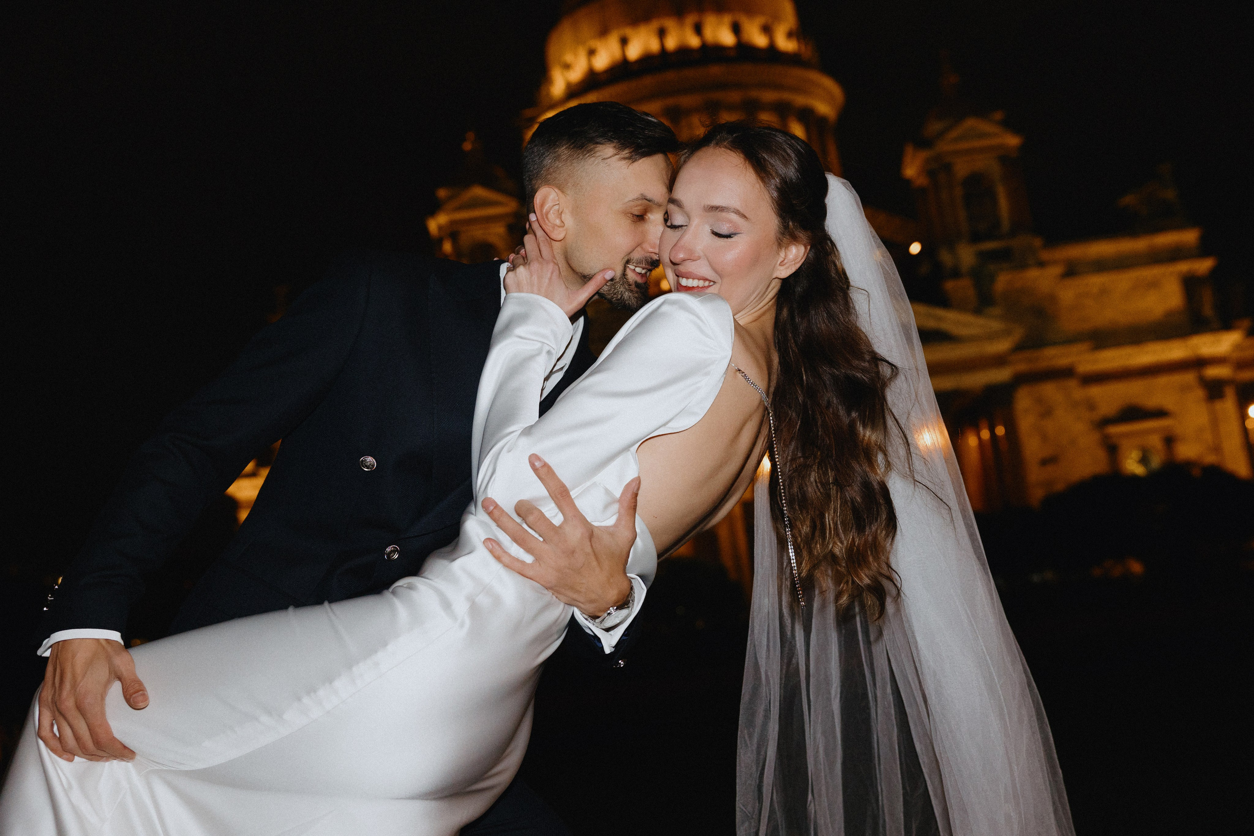 Свадебный фотограф в Санкт-Петербурге Рябикин Александр , занимаюсь св