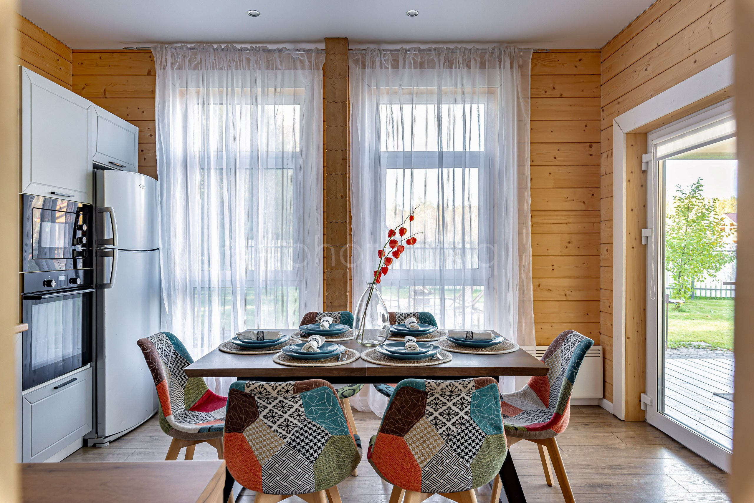 Съёмка загородного дома в КП Венский Лес для аренды. Интерьерная съёмка и виртуальные туры — Интерьерный фотограф Кузнецов Сергей (photopixiq)