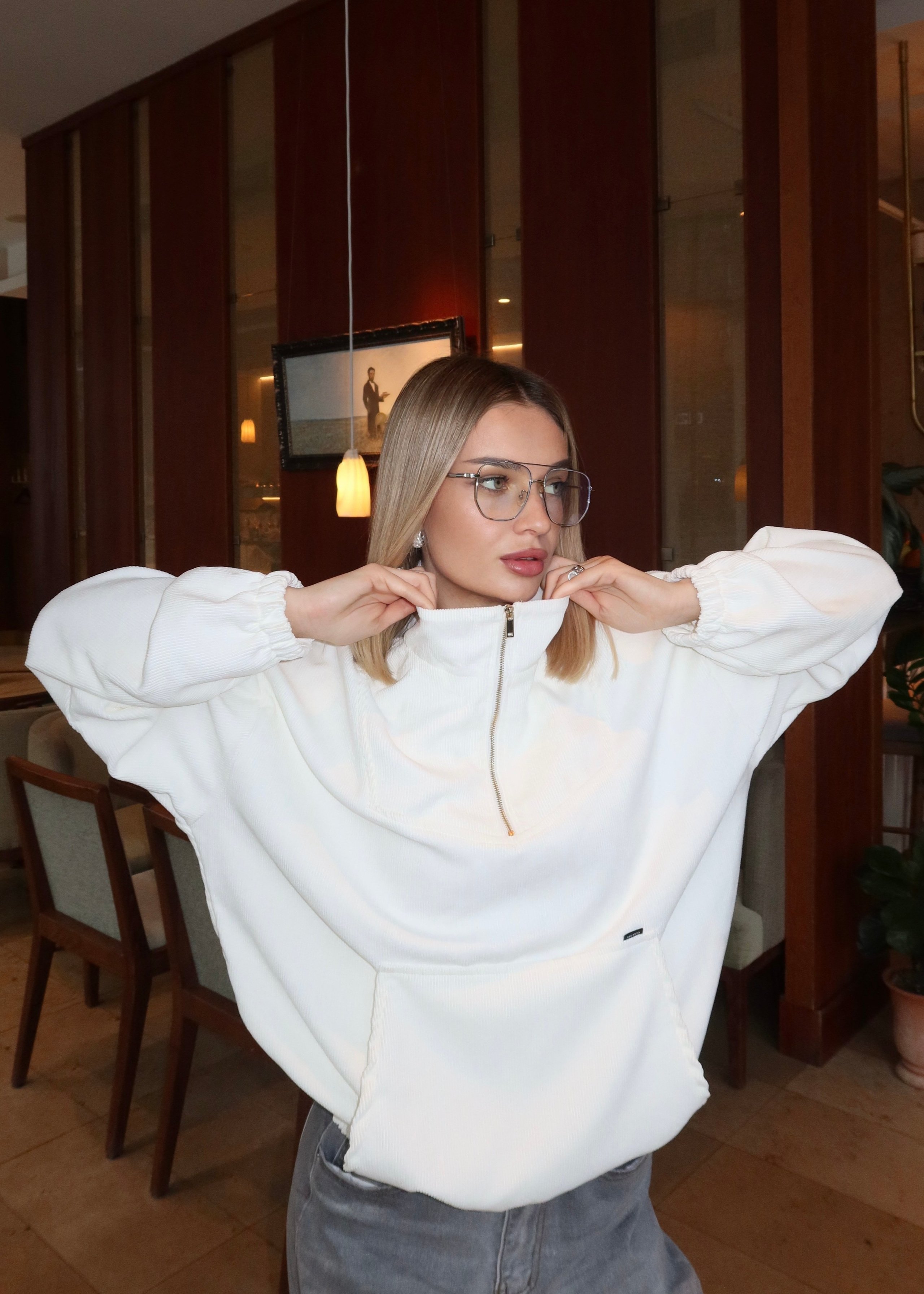 Виктория Н Размер ХS, Рост 165, Параметры 85/62/88. LUNAPRO Дом стильных, сборных и индивидуальных съемок для брендов