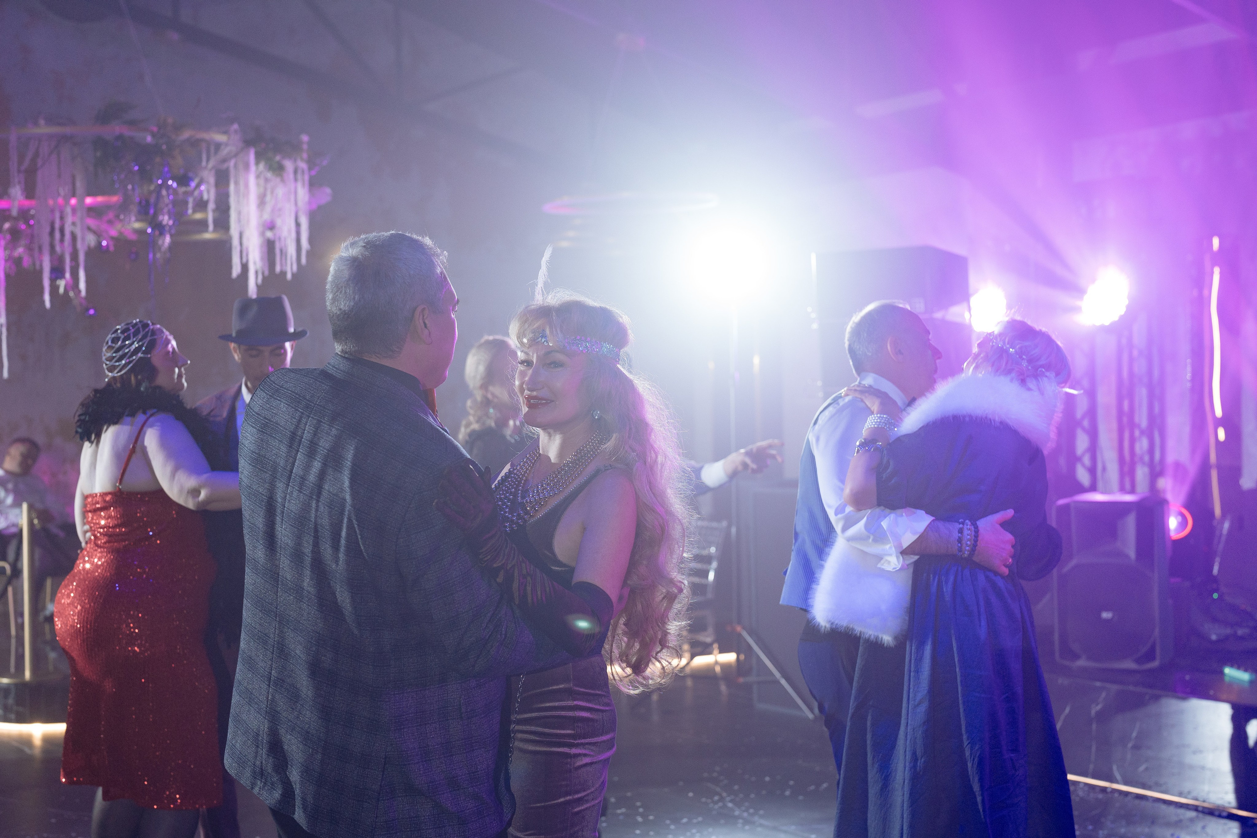 Альбион Тур