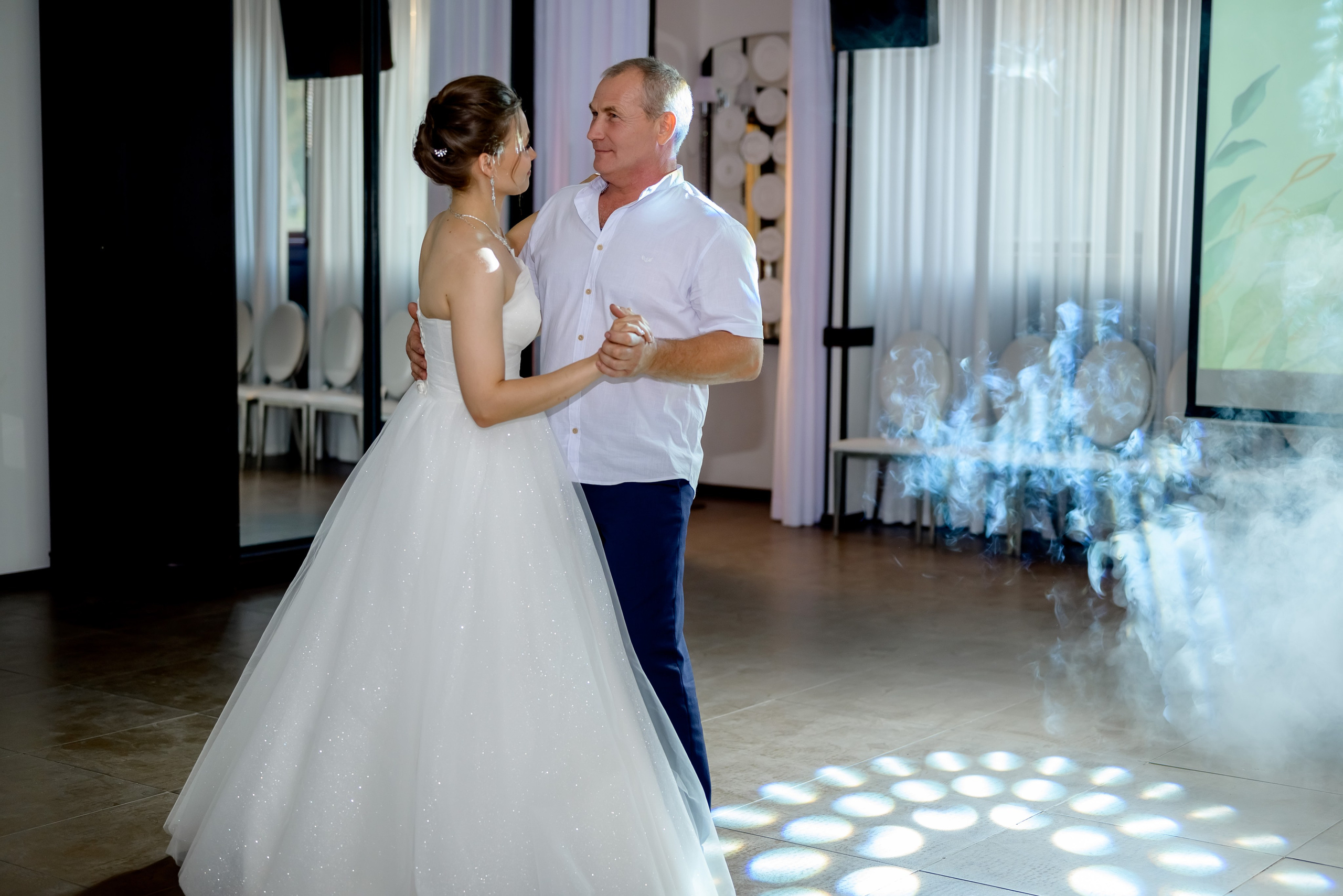 Банкетная часть (1). Юлия Басня семейный и свадебный фотограф в Донецке