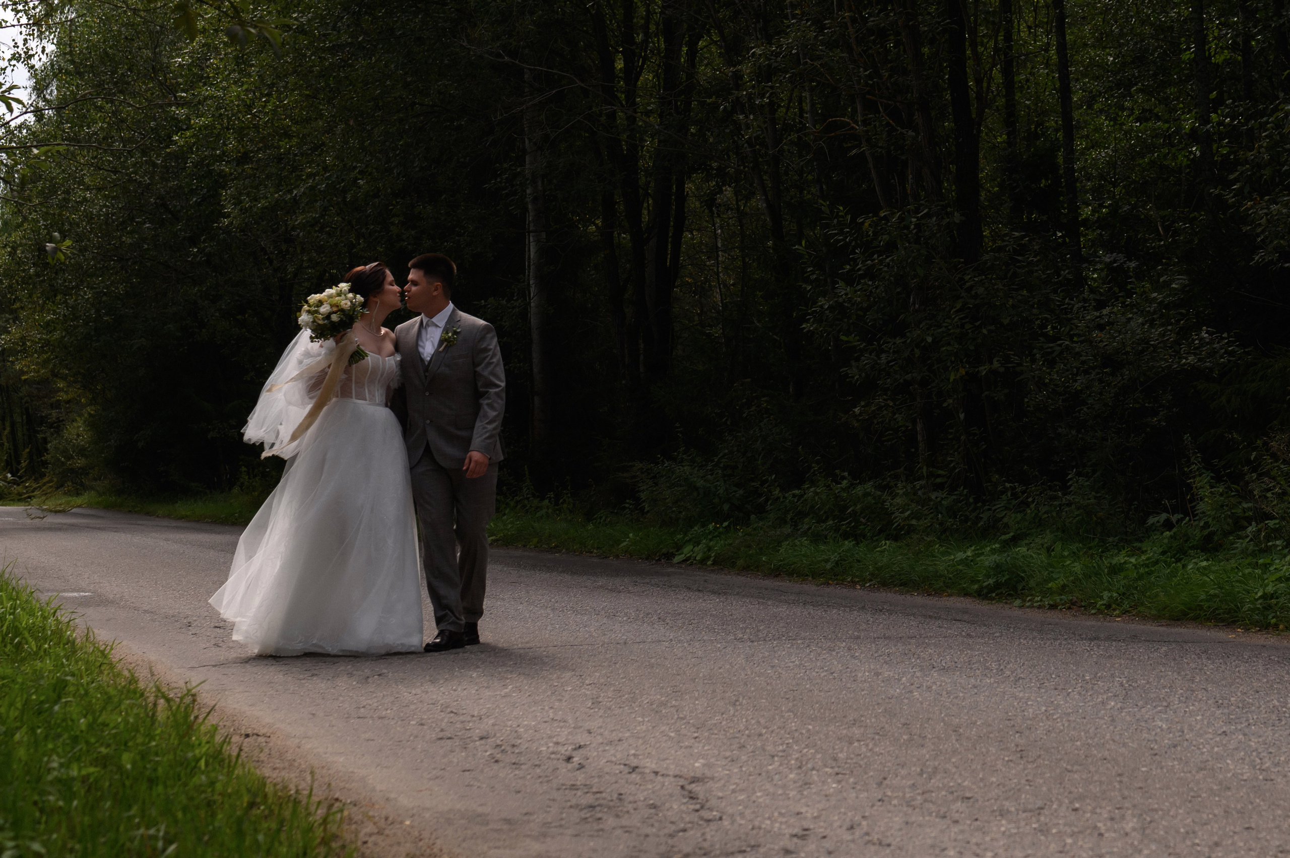 фото жениха и невесты свадебный фотограф Николай Коляганов