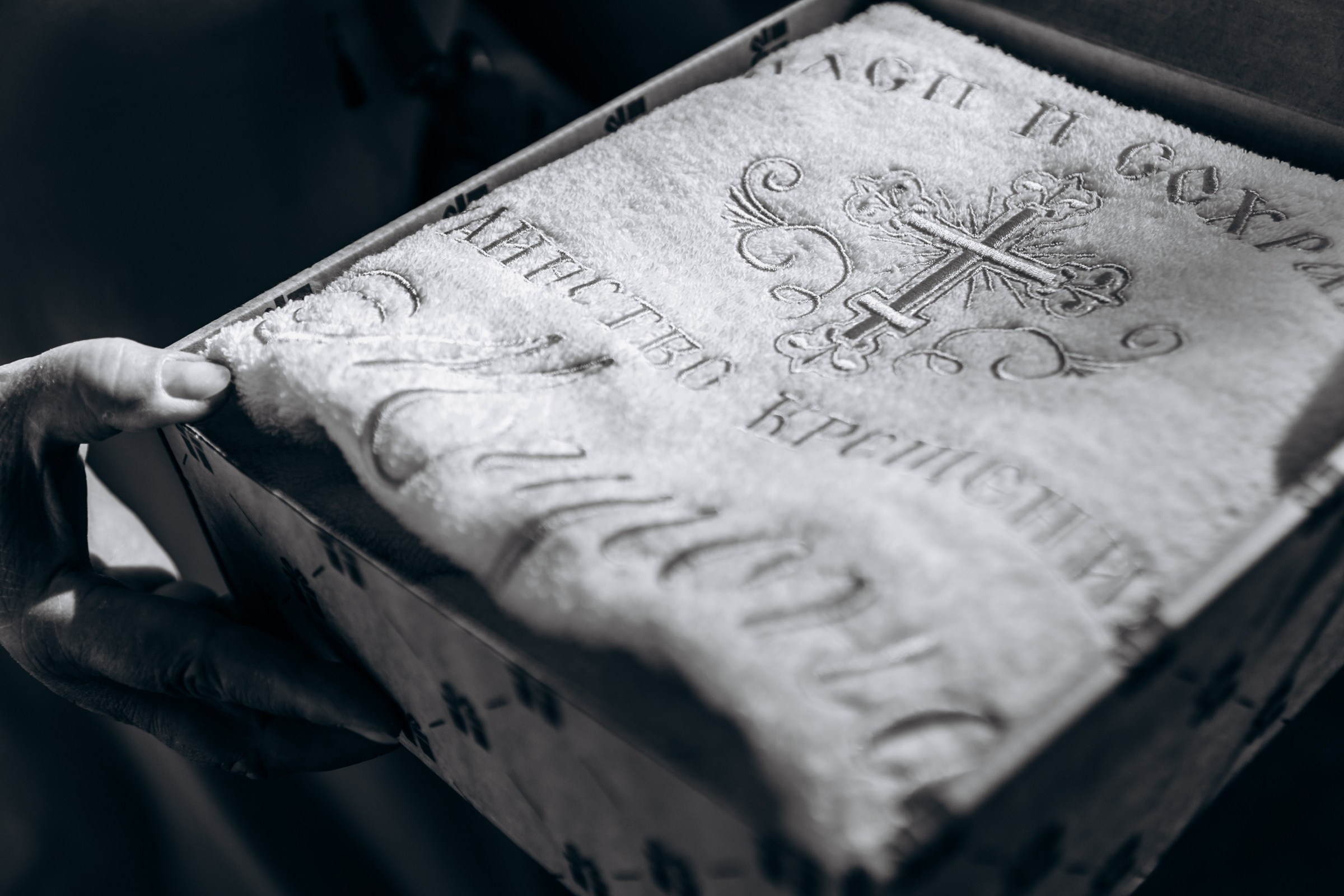 Крестины Мирона. Форосская церковь. Фотограф в Крыму — Федор зайцев. Свадебная, семейная и портретная съёмка. Фотографии для контента, для бизнеса. Корпоративная съёмка