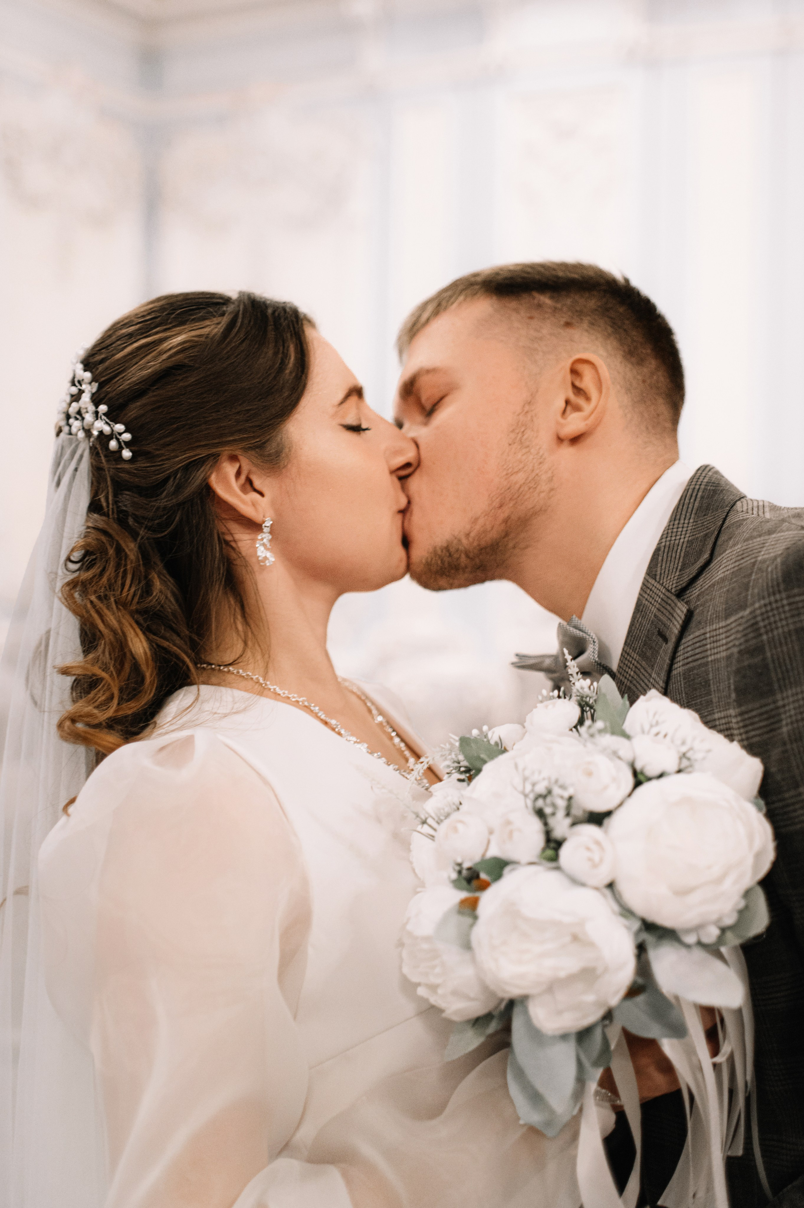 Второй дворец бракосочетания. Семейный и свадебный фотограф в Санкт-Петербурге Юлия Мельникова