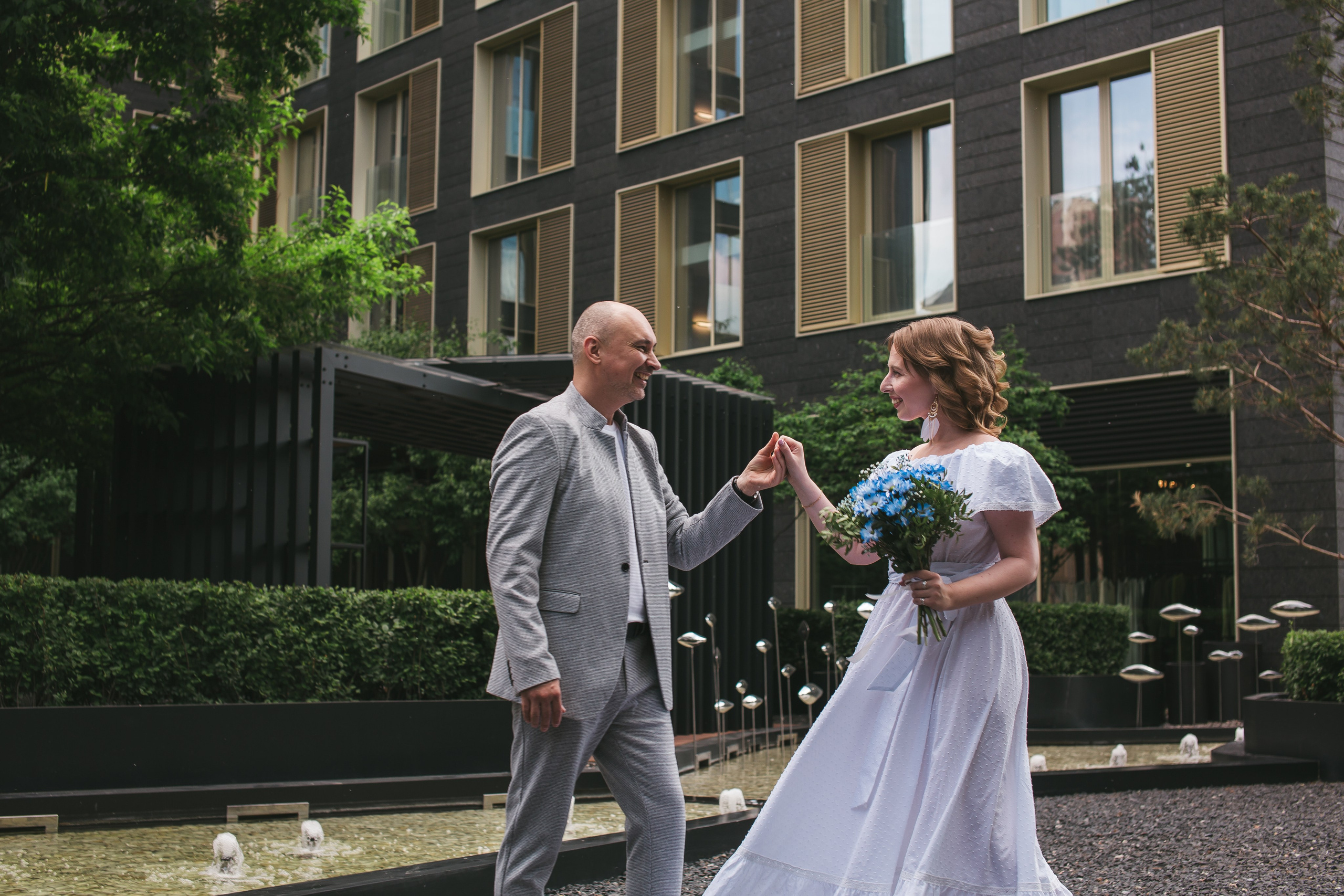 Свадебная прогулка с регистрацией. Семейный и художественный фотограф в Тюмени Юлия Логинова