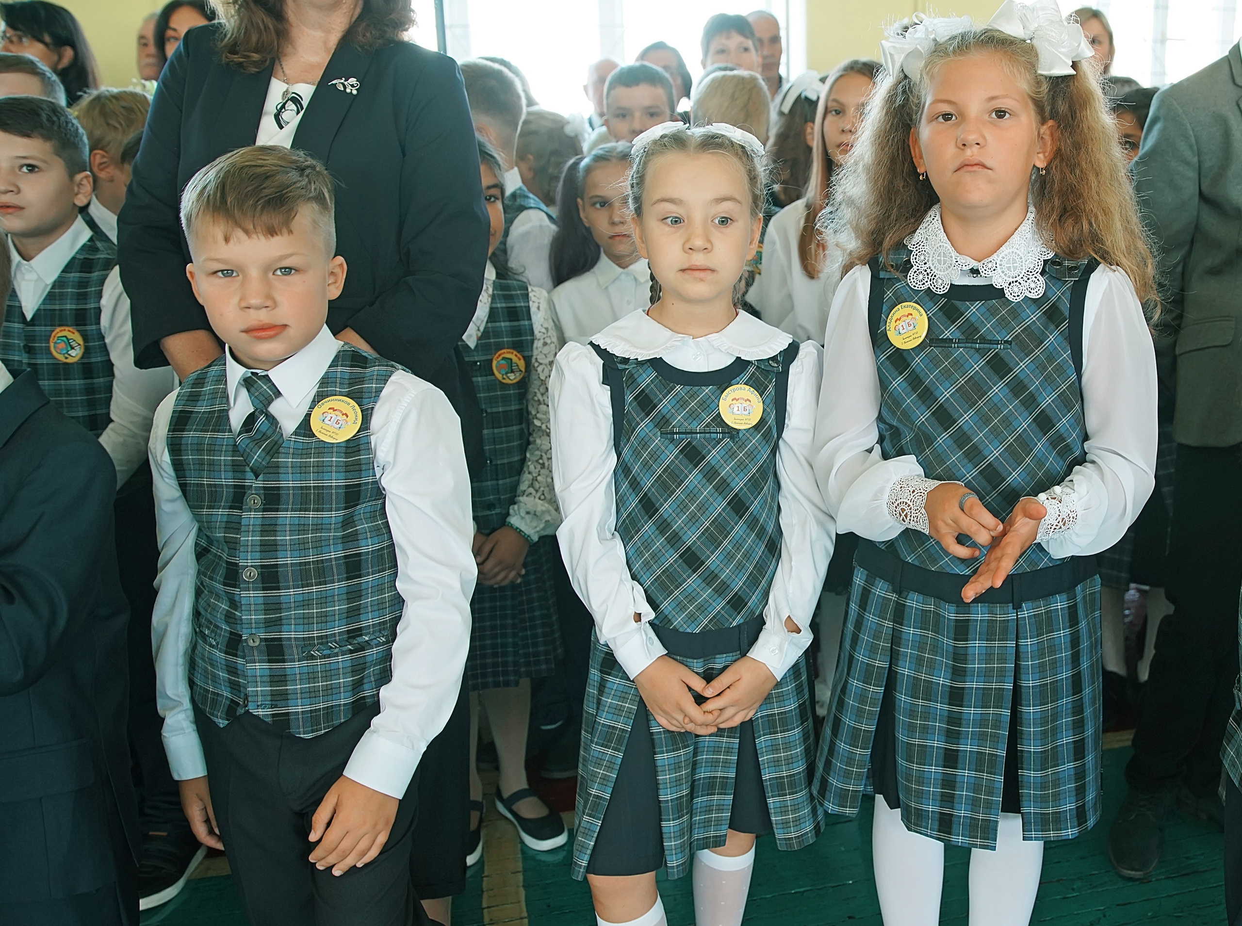 Первый класс линейка, в классе, портреты. Семейный и детский фотограф в Нижнем Новгороде