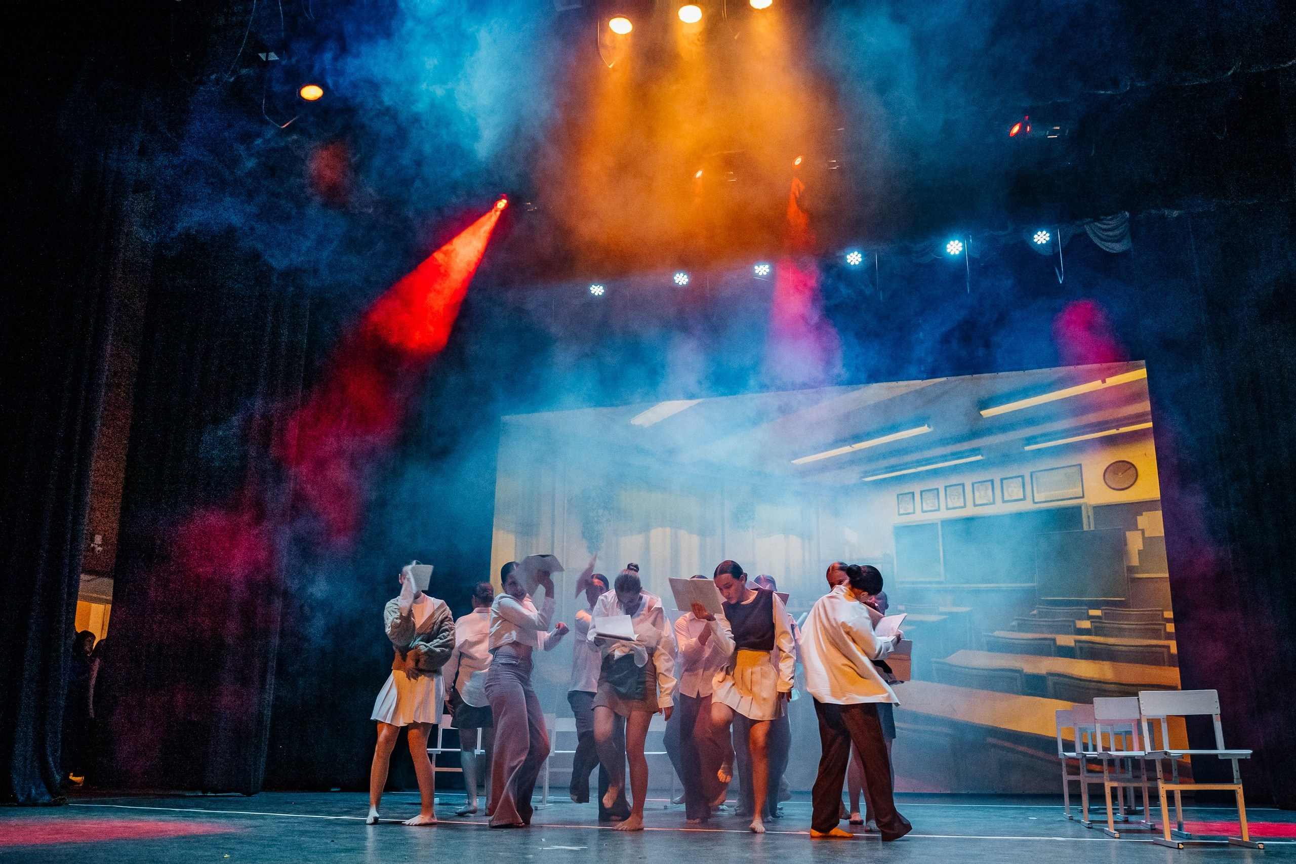 Танцы. Фотограф Елена Рогашкова