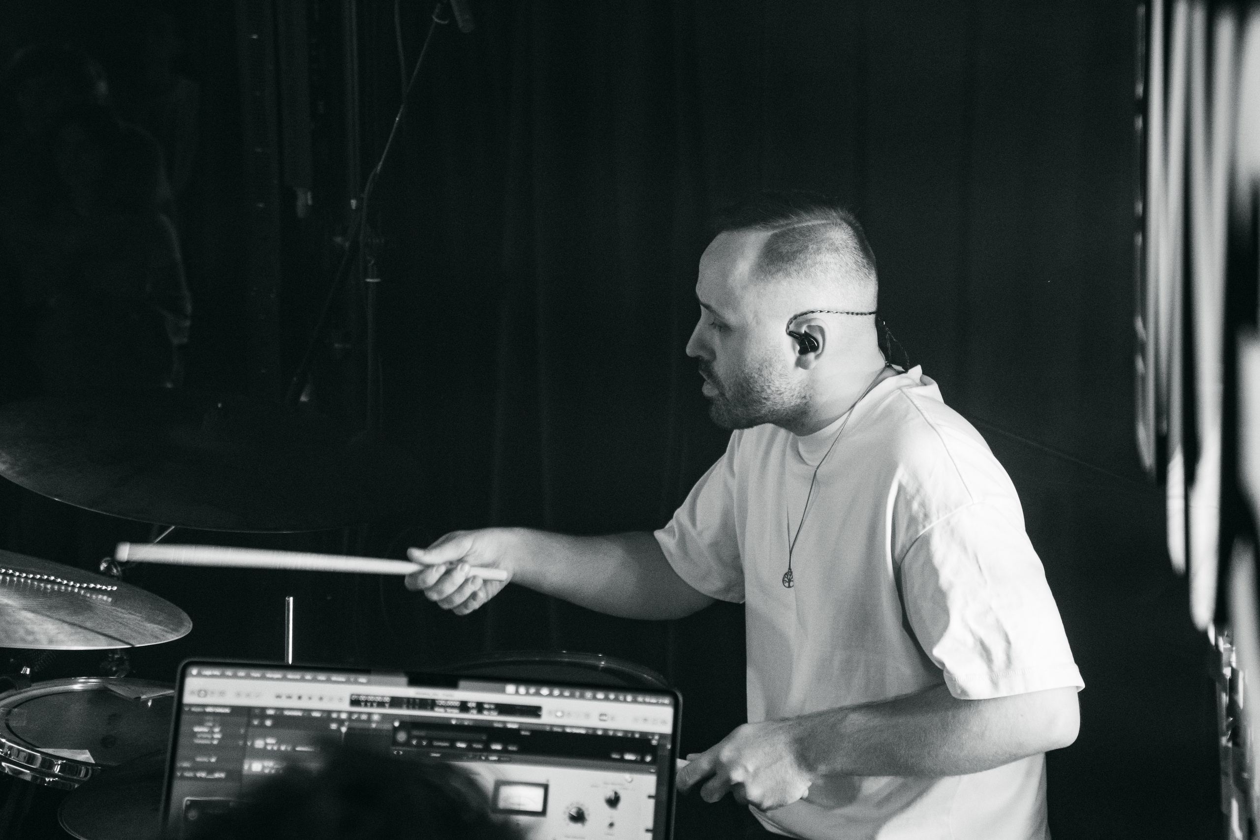 MINAEVA — SEA OF MUSIC. JK`Shot