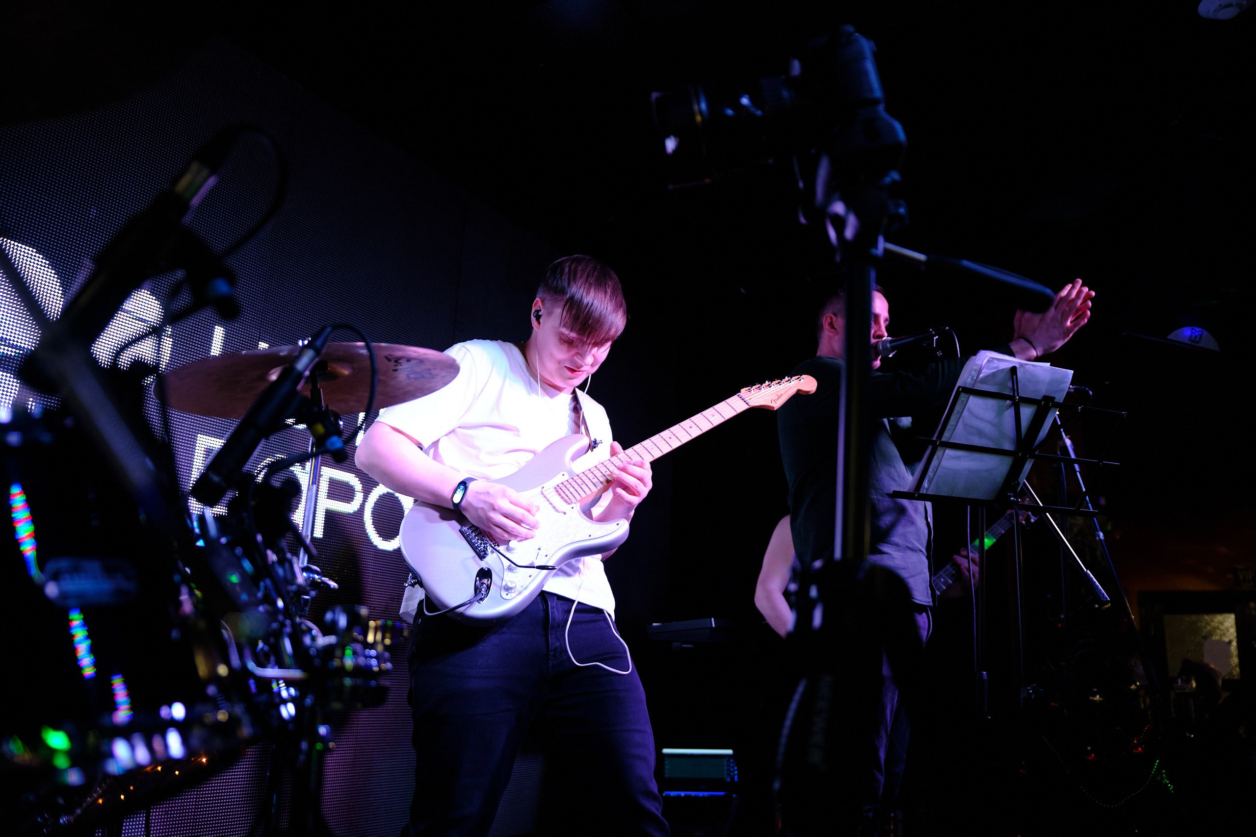 CocoBongo. Антон Ив