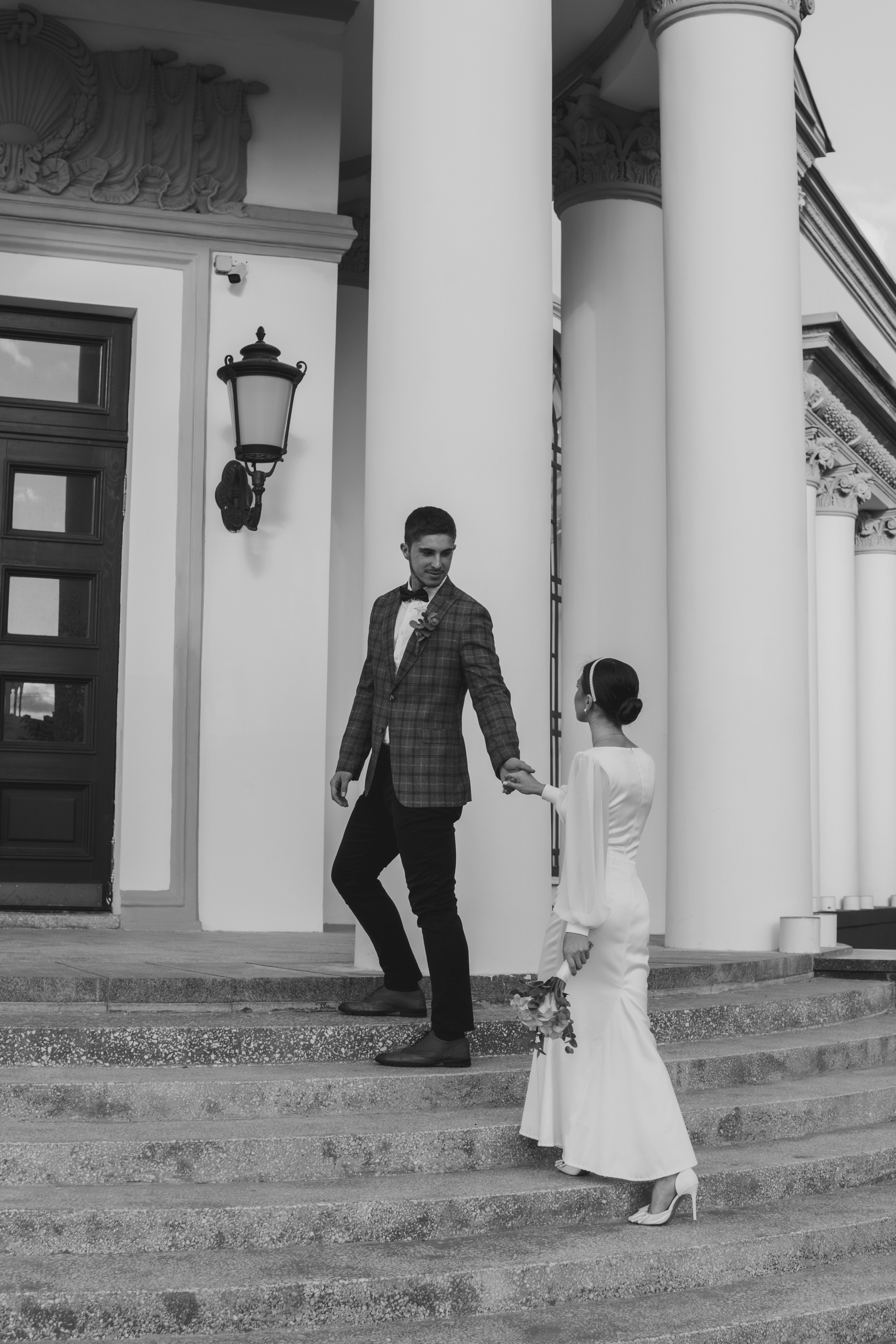 Свадебная прогулка. Мы тонем в лучах нежных объятий. Свадебный и портретный фотограф в Москве, Светлана Янковая