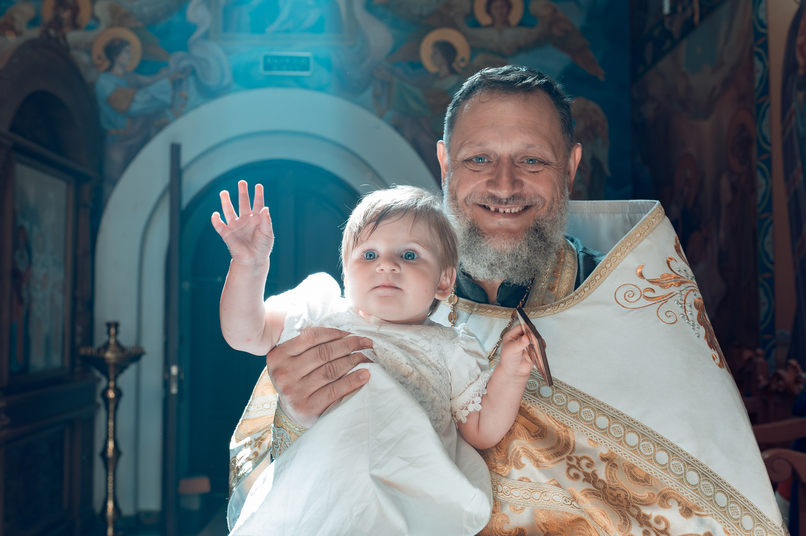 Фотограф в храме. Дарья Нетреба Фотограф на Крещение, Венчание Псков и область