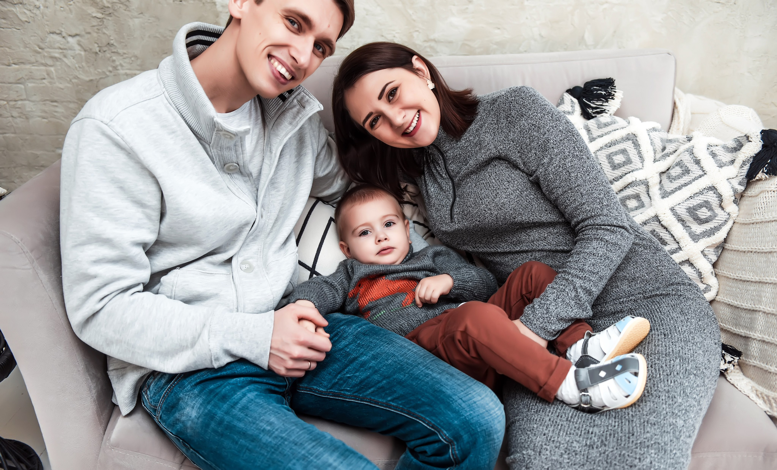 Новогодняя семейная. Свадебный, семейный, детский, контент фотограф в Омске Максим Ильин