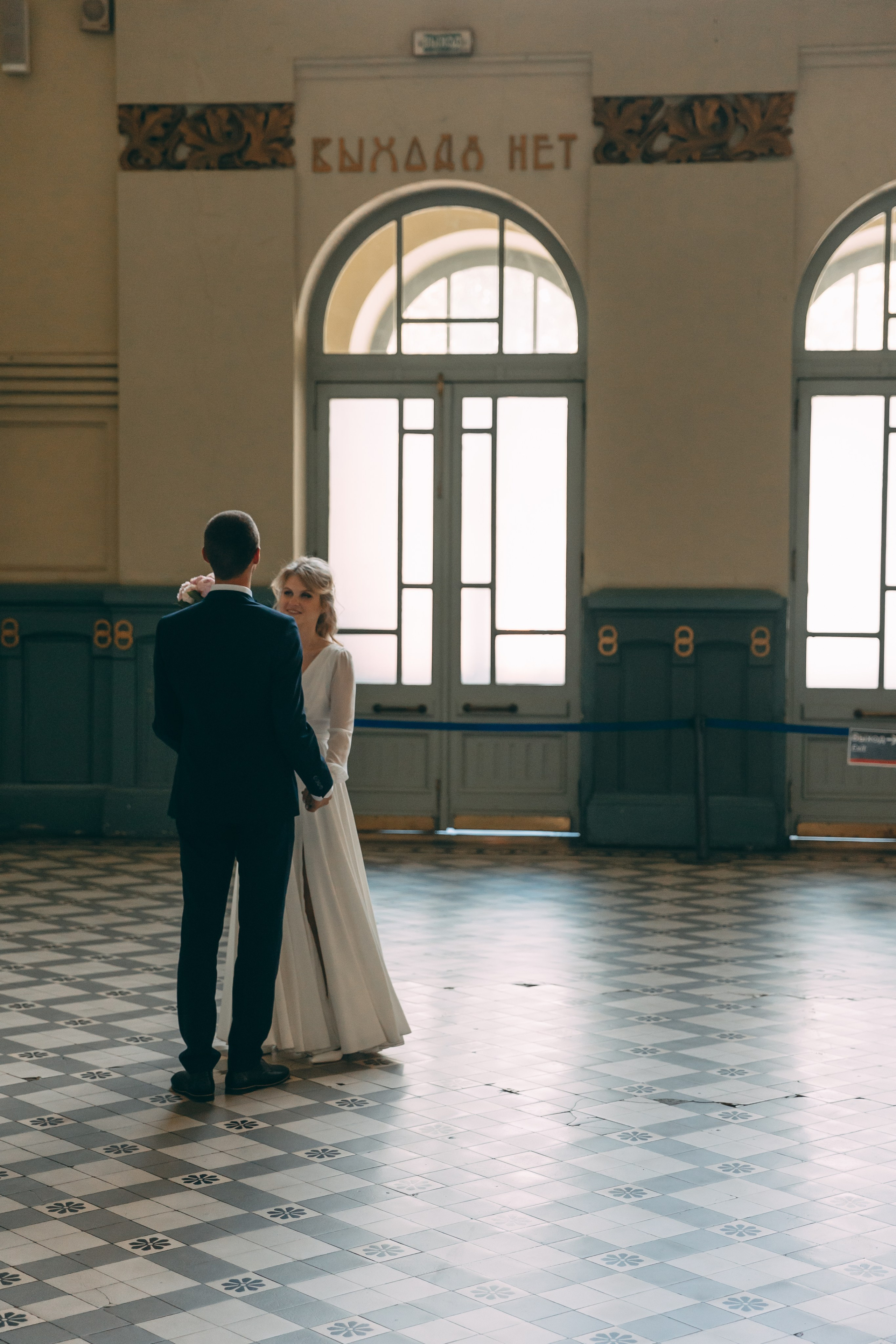 Надя и Валера, ЗАГС Доблести и Витебский вокзал. Семейный фотограф в Санкт-Петербурге Алиса Мохова