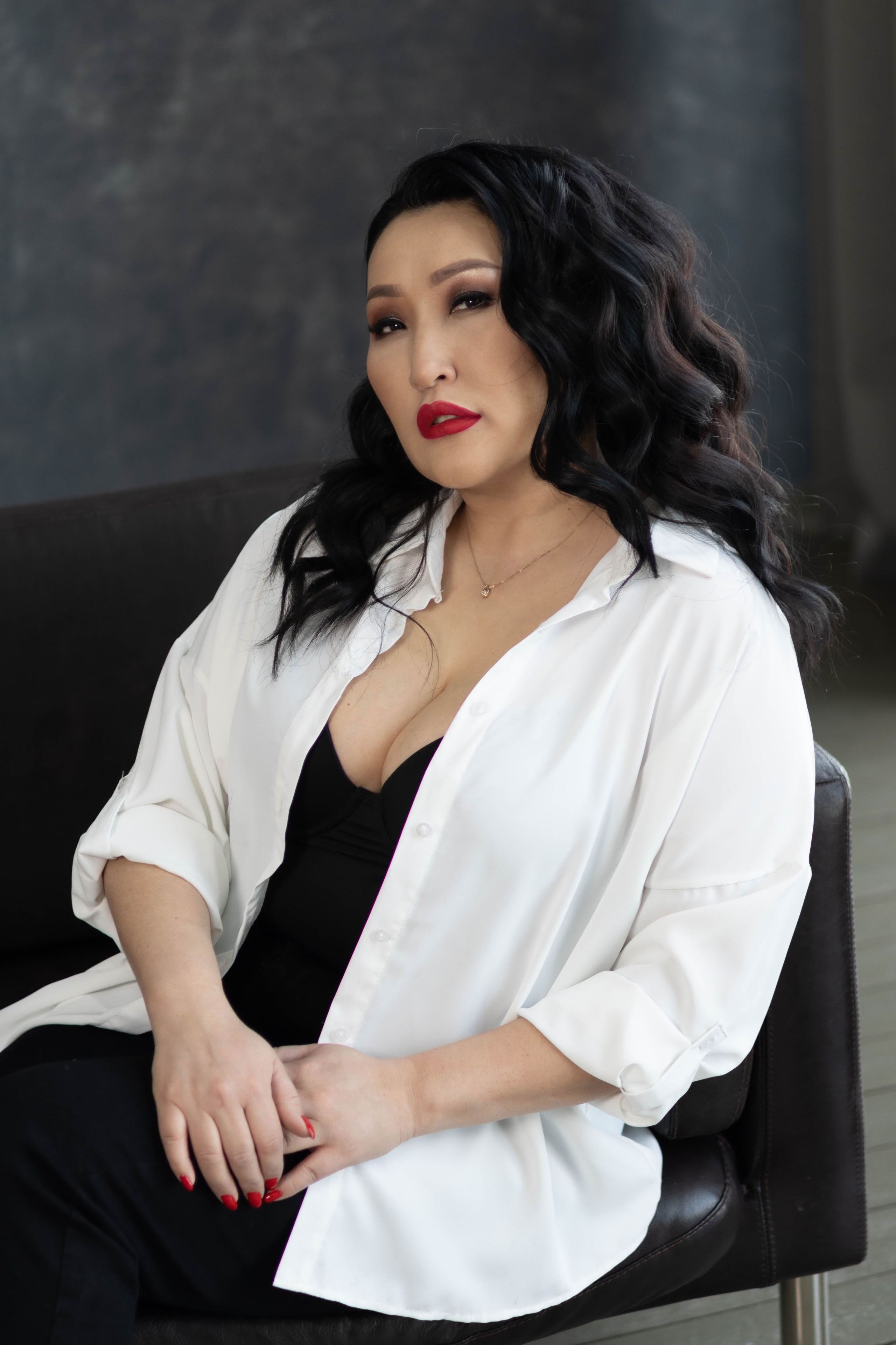 Индивидуальная женская фотосессия в Якутске. Фотограф Якутск Зоя Николаева