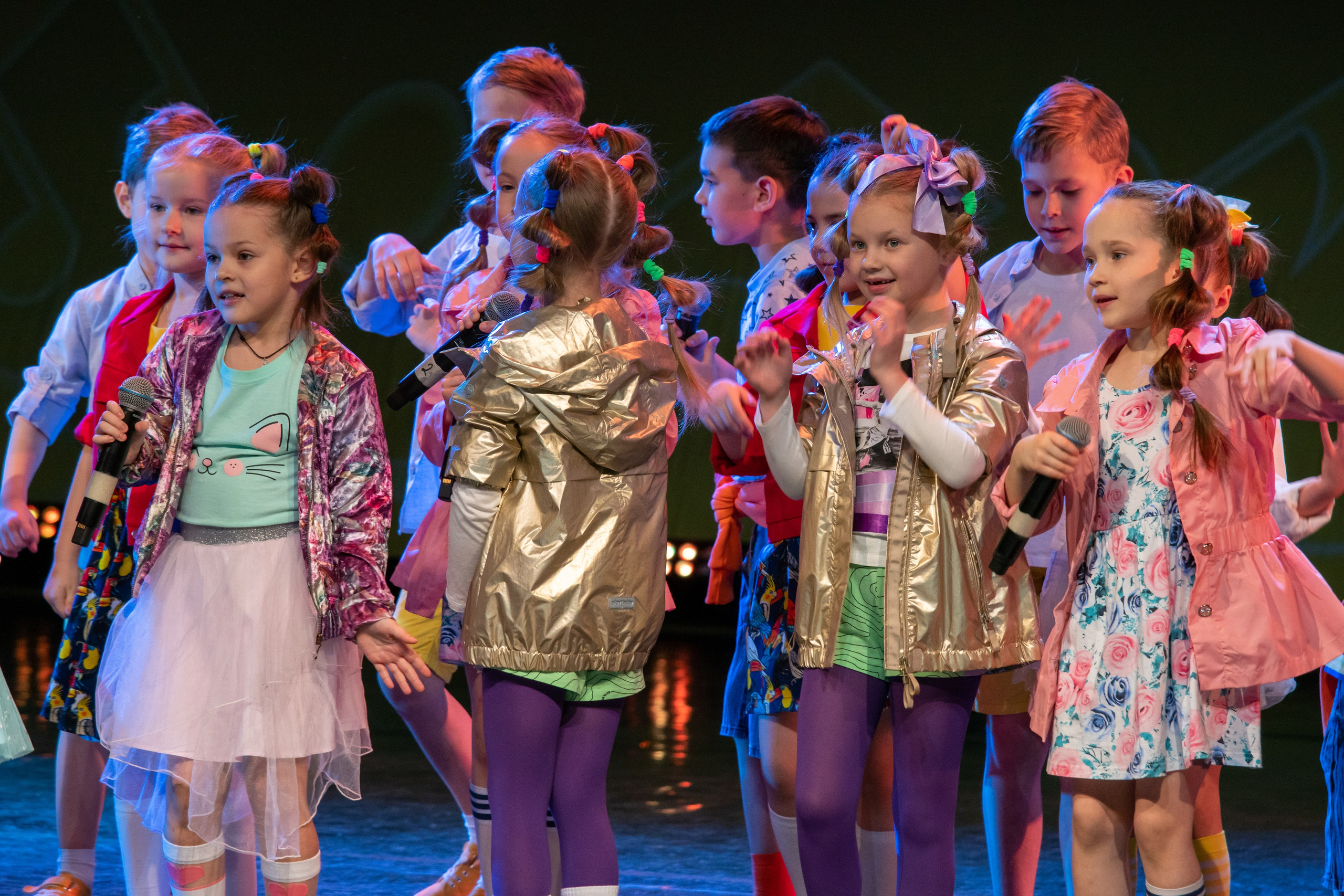 Съёмка концерта для Домисольки, большой концертный зал Космос. «Студия DRONAVT`s» — видеосъёмка и фотография г. Москва