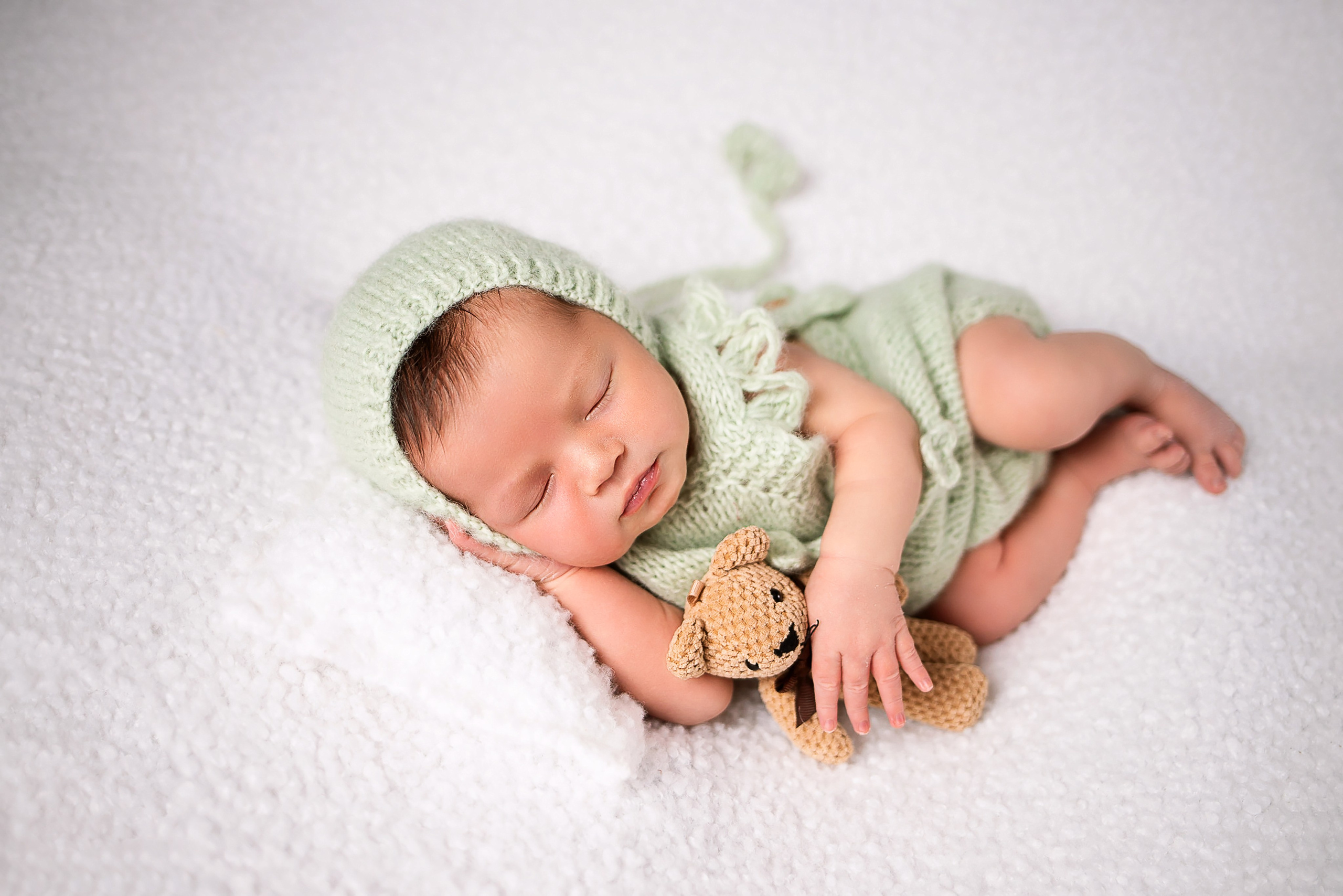 Фотосессия новорожденного. Фотограф новорожденных в Новосибирске