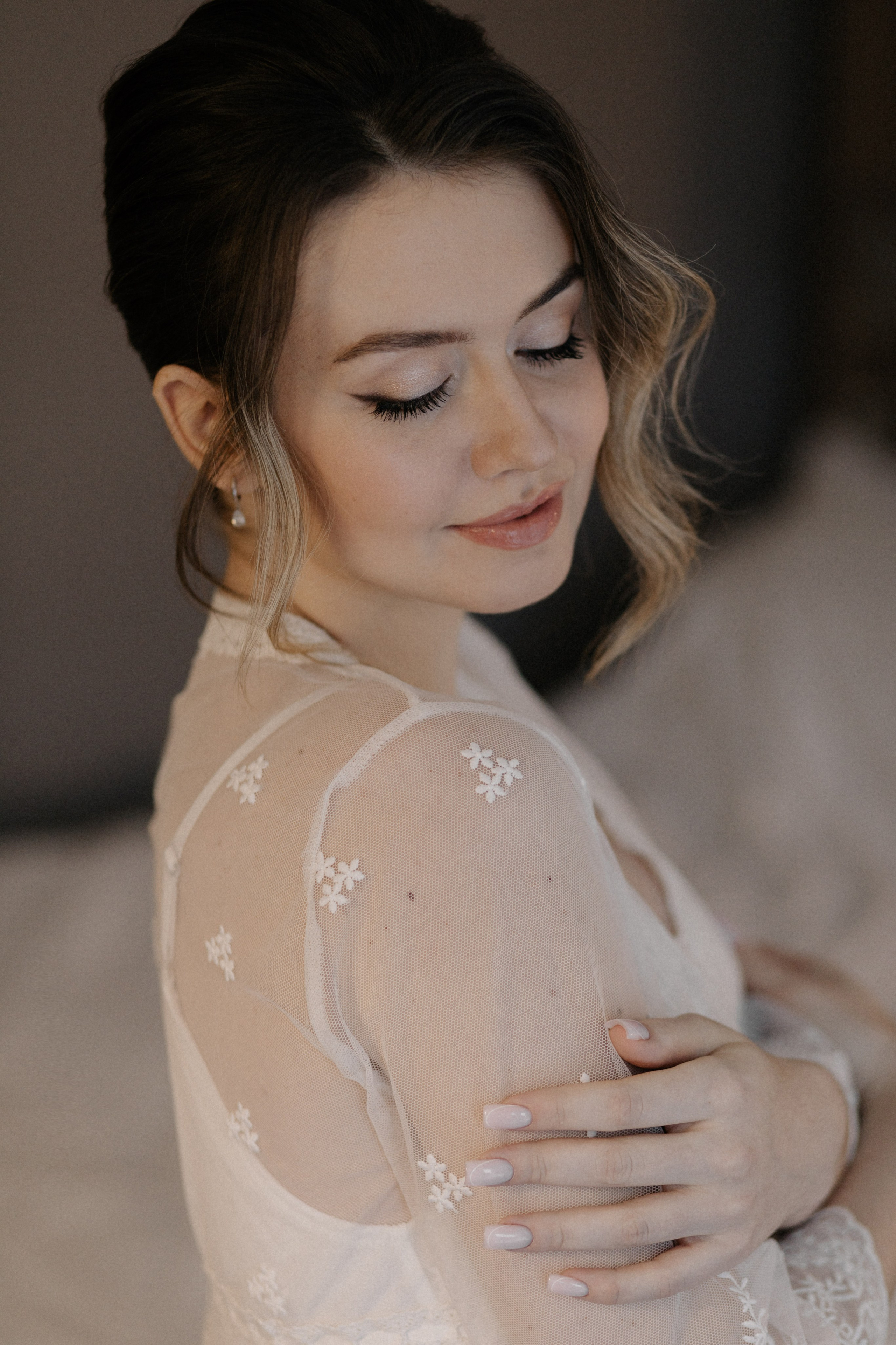 Ксюша и Илья. Утро в отеле роспись в Birds. Свадебный и портретный фотограф в Москве Анастасия Масюк