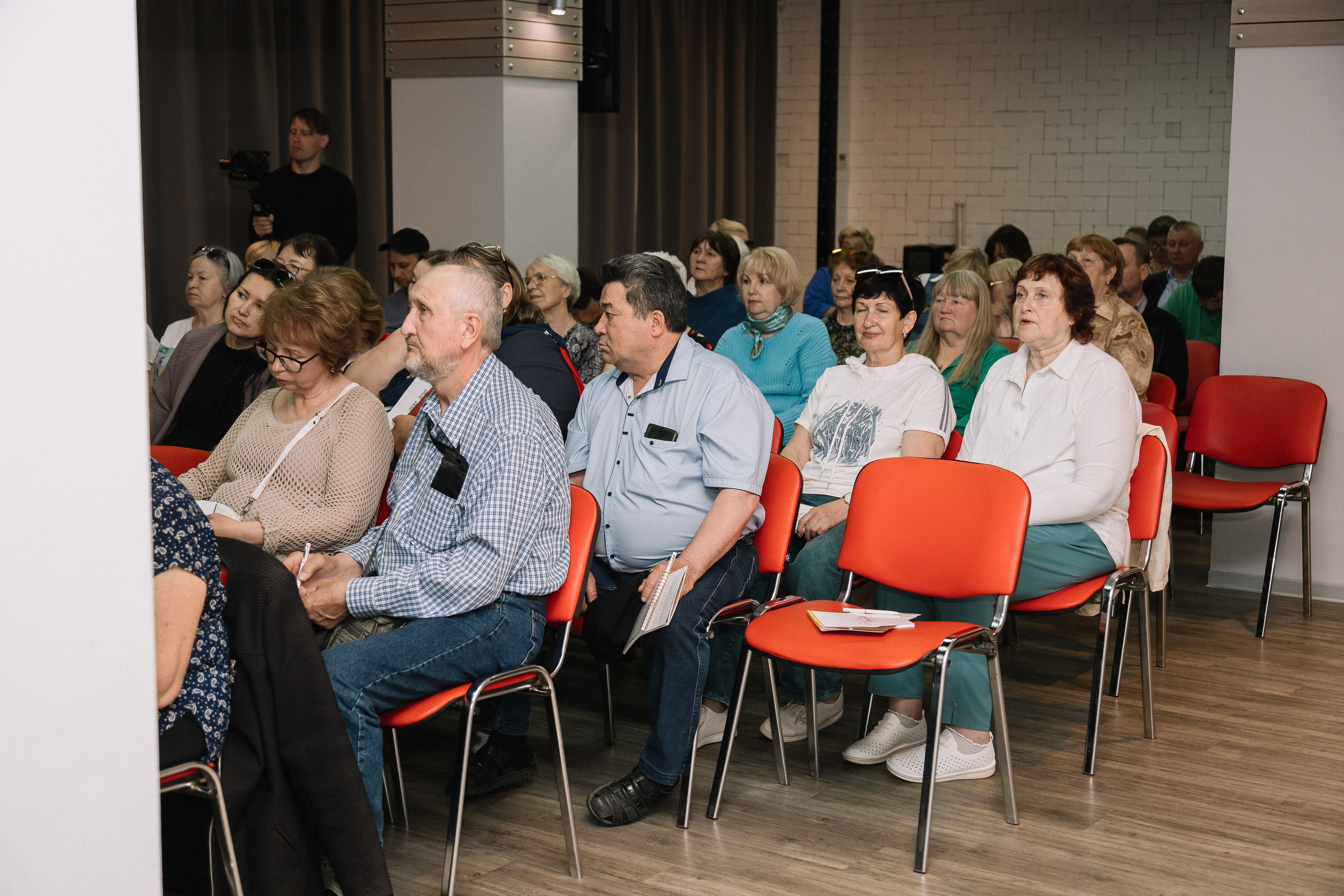 Конференция/2024. Свадебный и семейный фотограф в Екатеринбурге