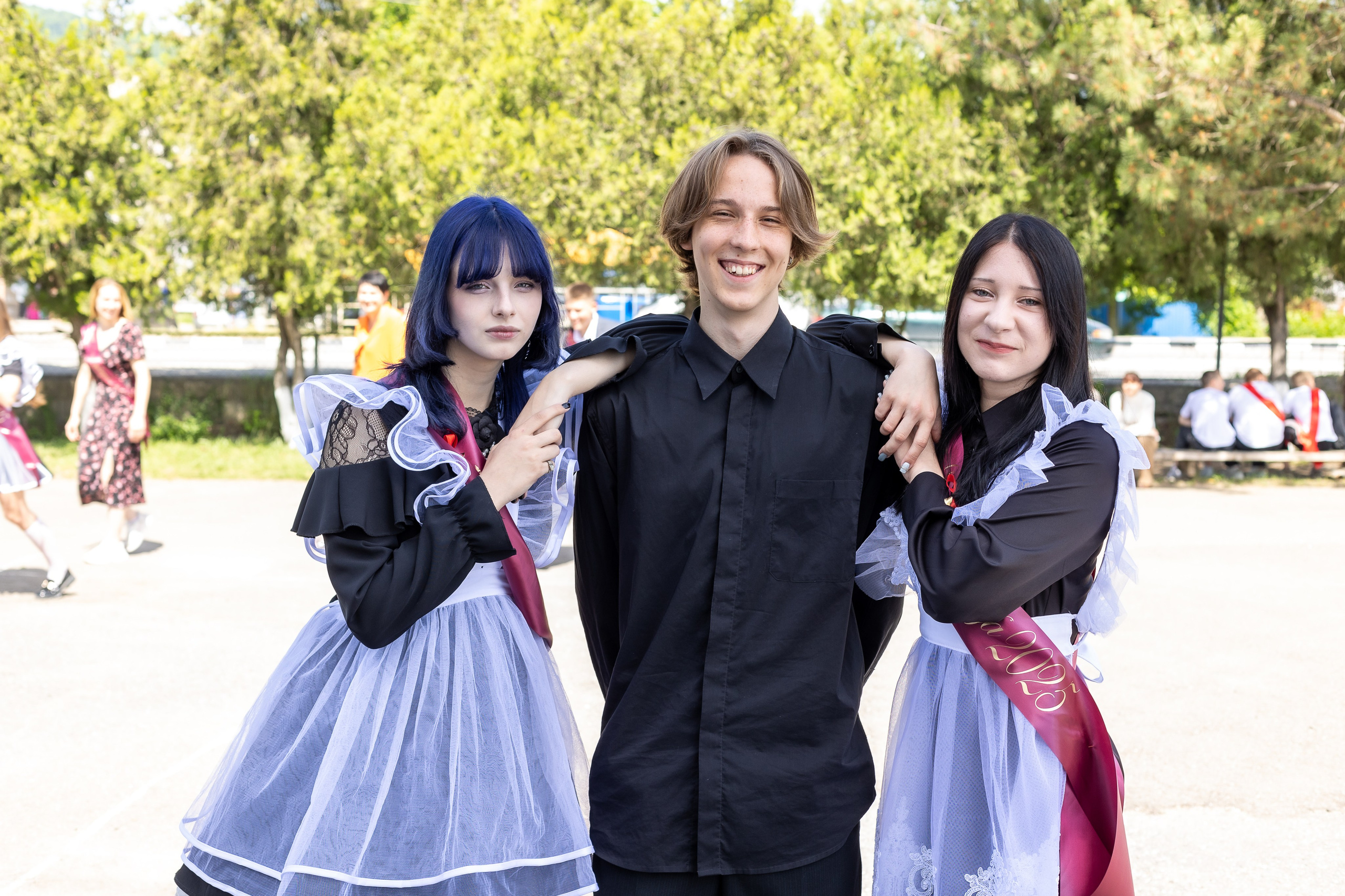 Последний звонок. Выпускные альбомы Майкоп, Краснодар Елена Золотарева