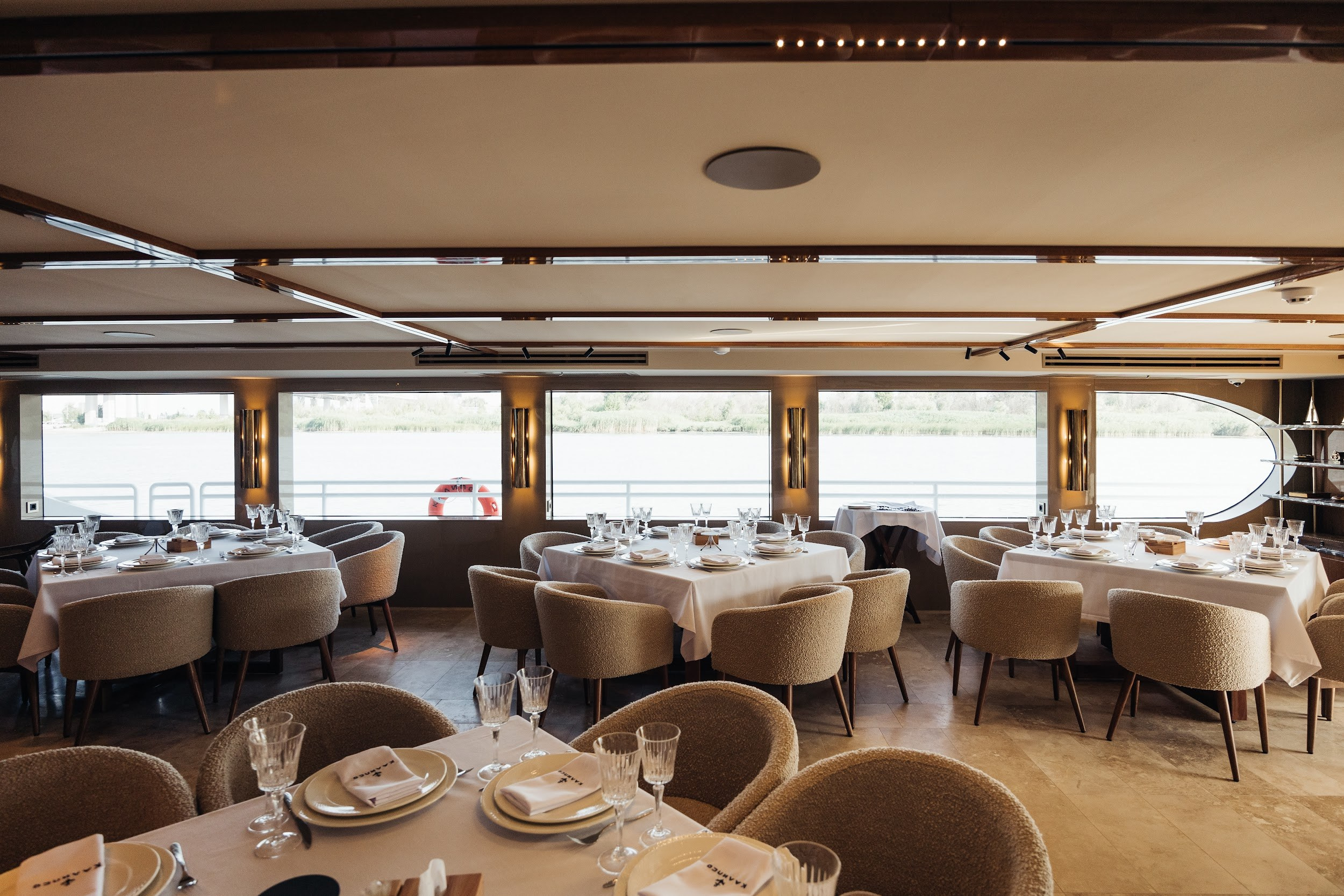 Яхта Калипсо