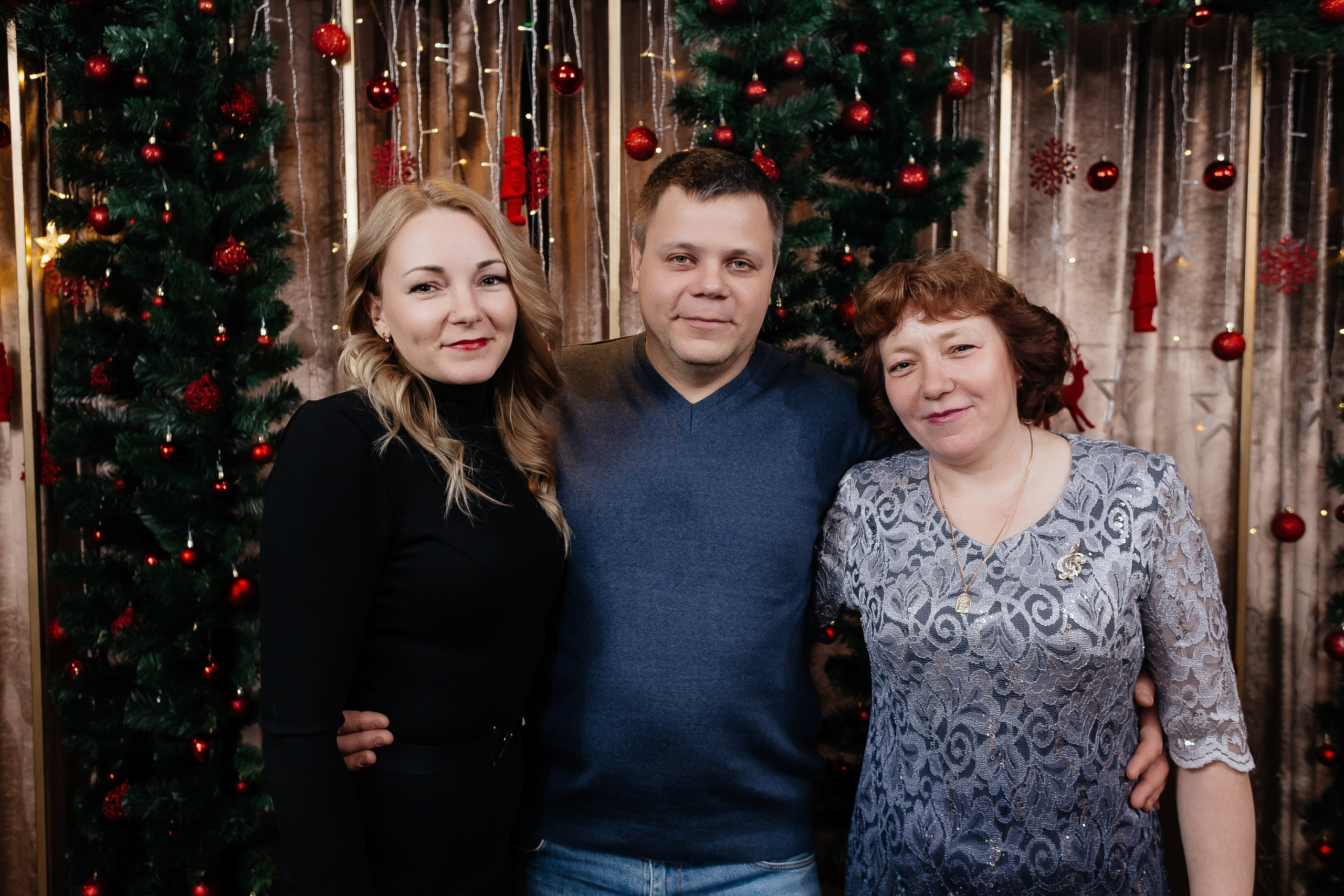 День рождения в кругу близких в ресторане Онегин. Свадебный фотограф в Нижнем Новгороде Генеральская Ира