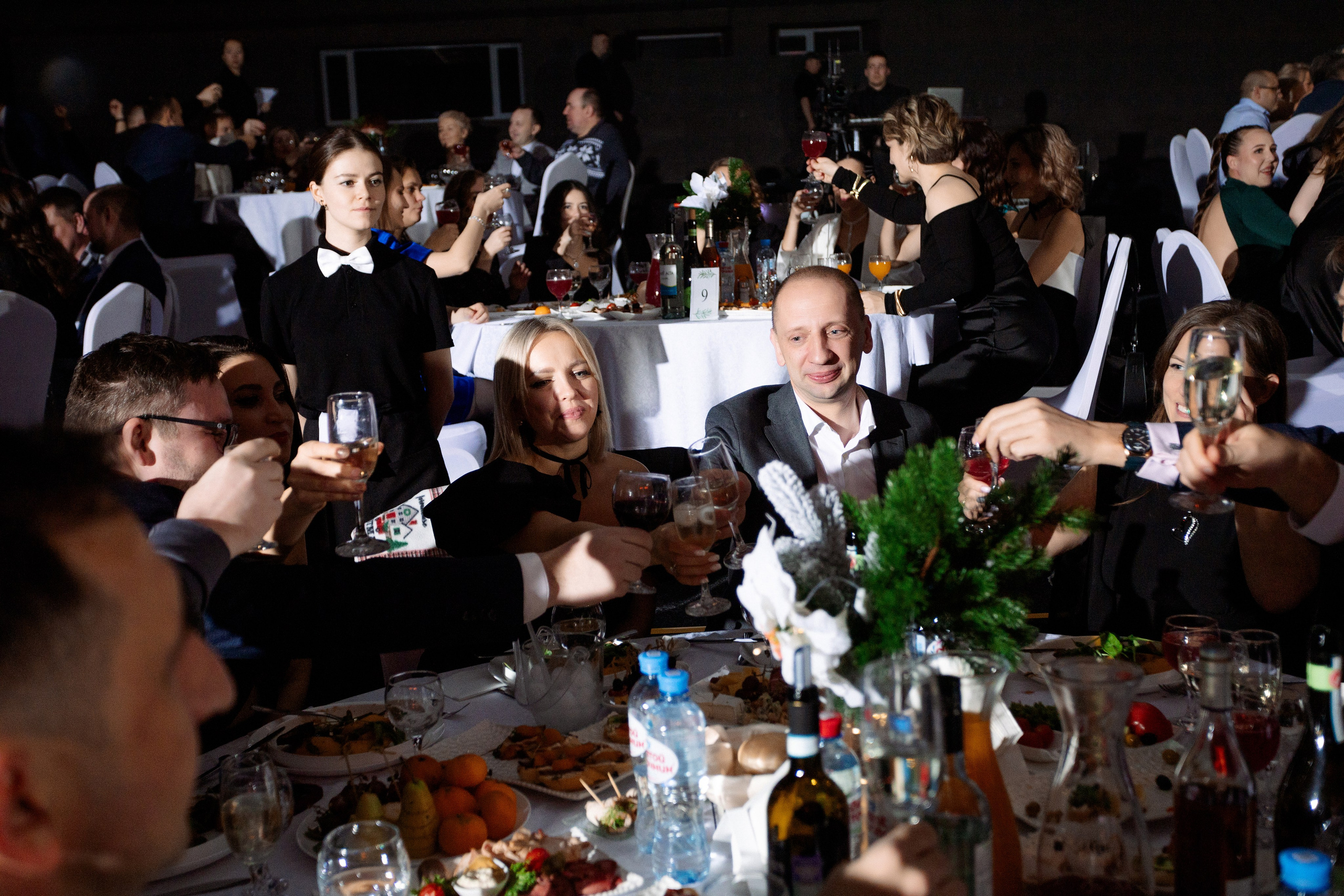 РЕПОРТАЖ: НОВЫЙ ГОД В ДК МЕТАЛЛУРГ. Профессиональный фотограф в Ижевске Леша Петров