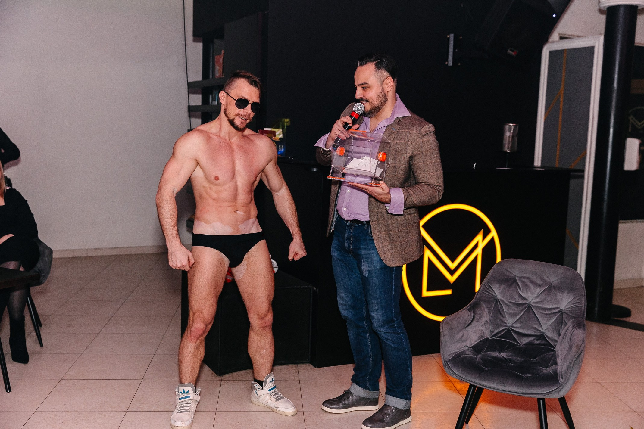 8 марта в лаунж-баре Major 2024. Свадебный, семейный и детский фотограф в Калининграде Елена Кравцова