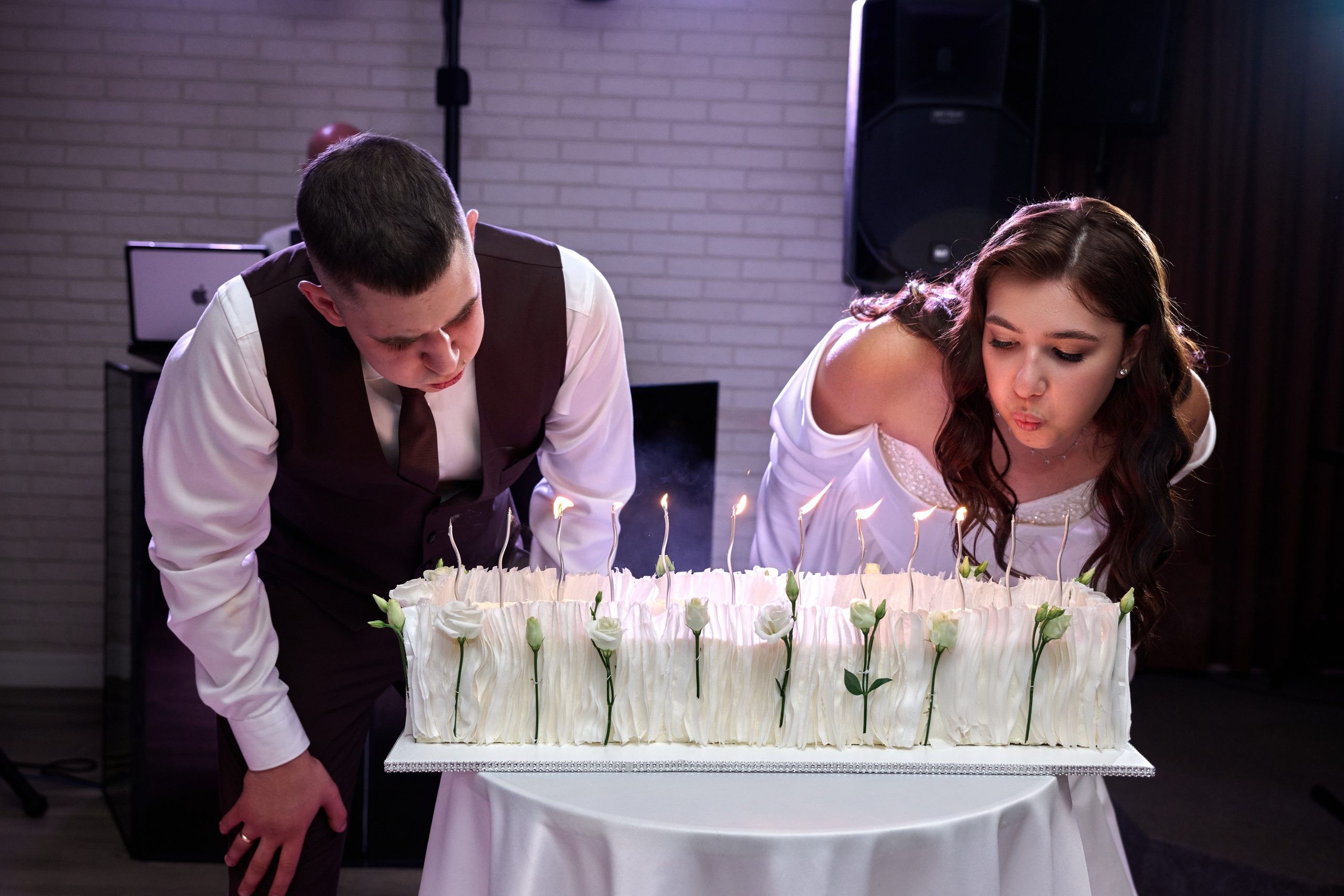 Свадьба Дениса и Валерии в Старом Осколе. Профессиональный фотограф Старый Оскол, Губкин — свадьба, венчание, крещение, юбилей и день рождения