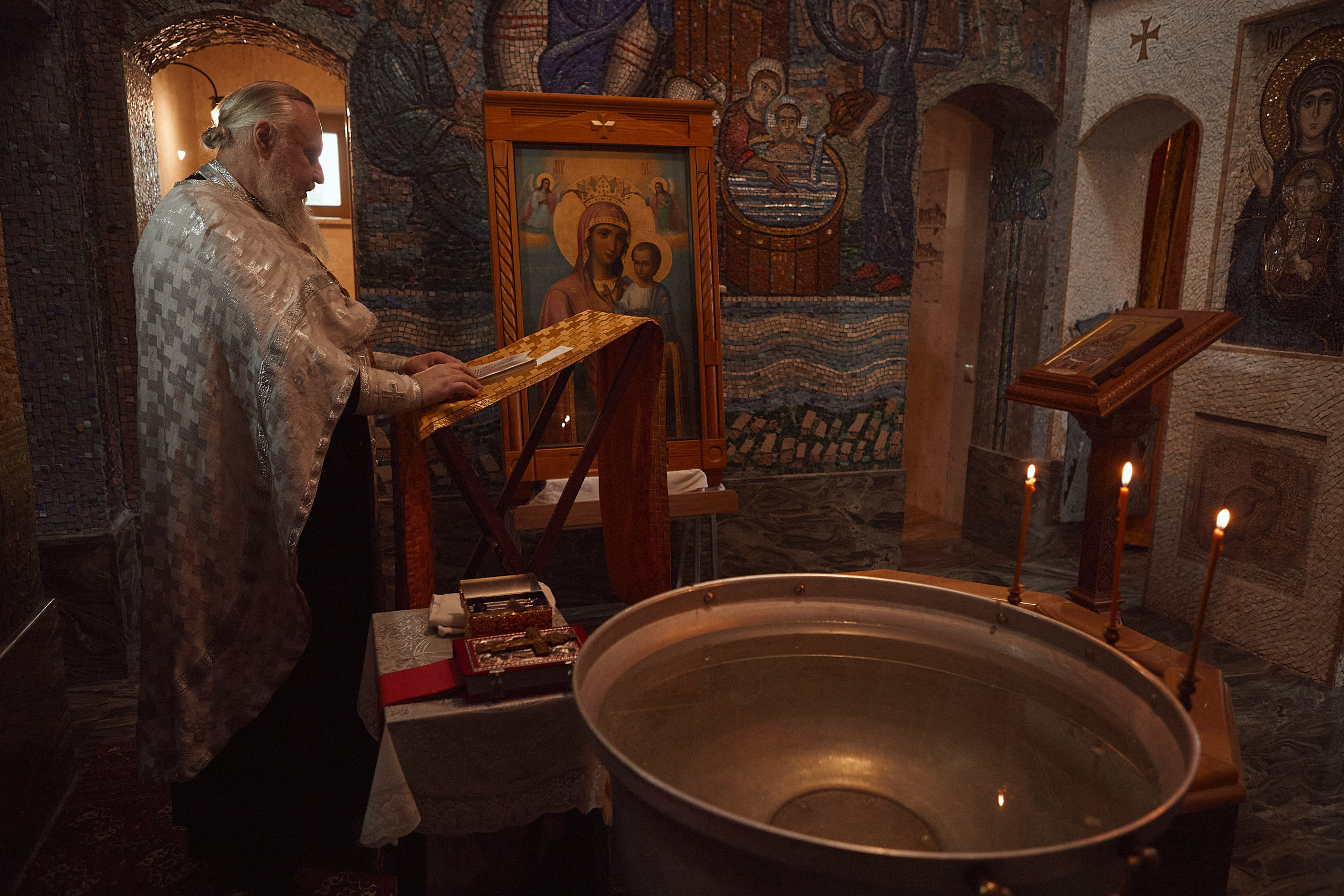 Крещение Николая.Церковь Владимира Священномученика. Фотограф