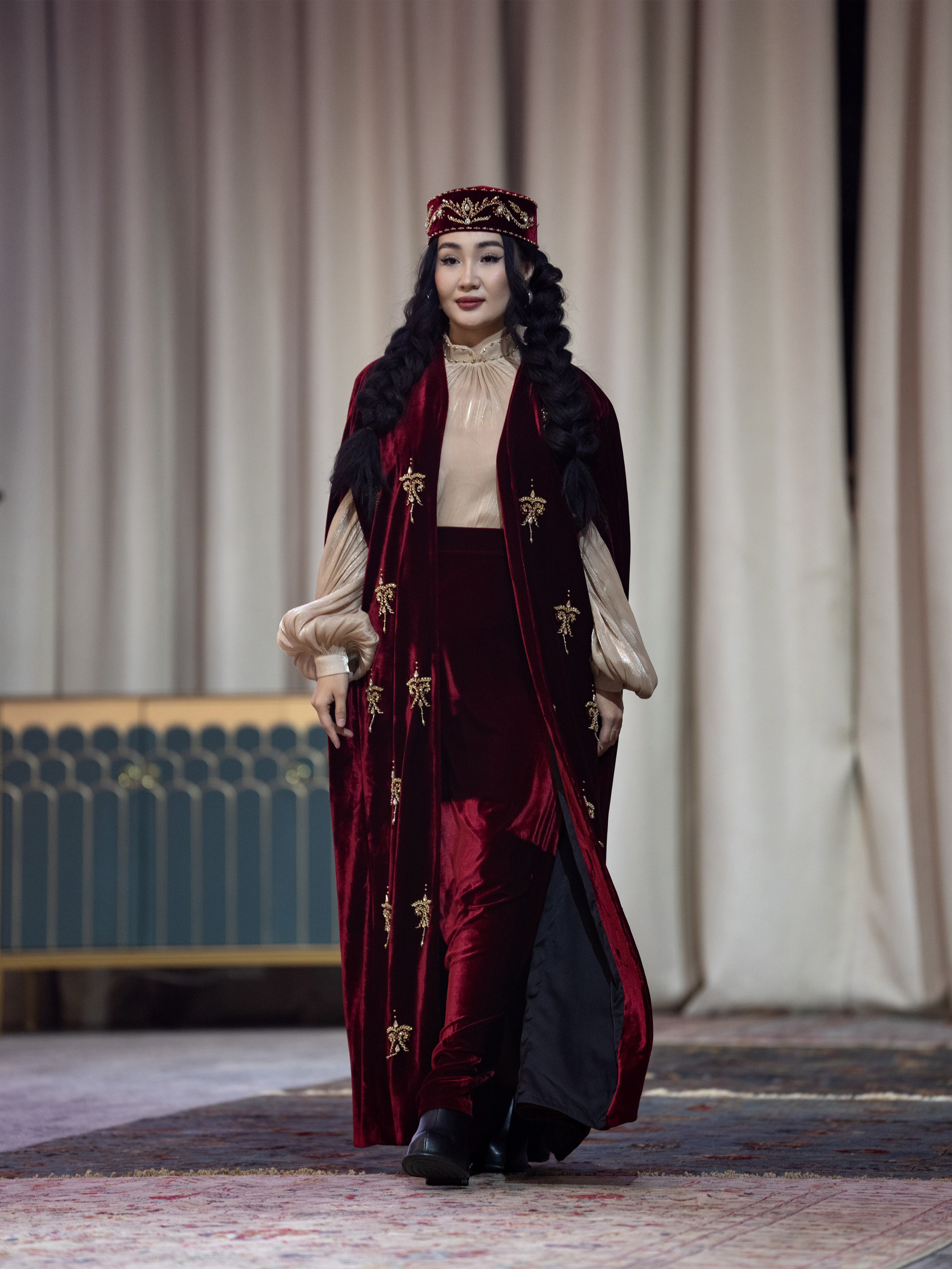 Khanshaiym brand. Сайт Алматинского НЮ АРТ, будуар и фэшн фотографа Дениса Карпенко